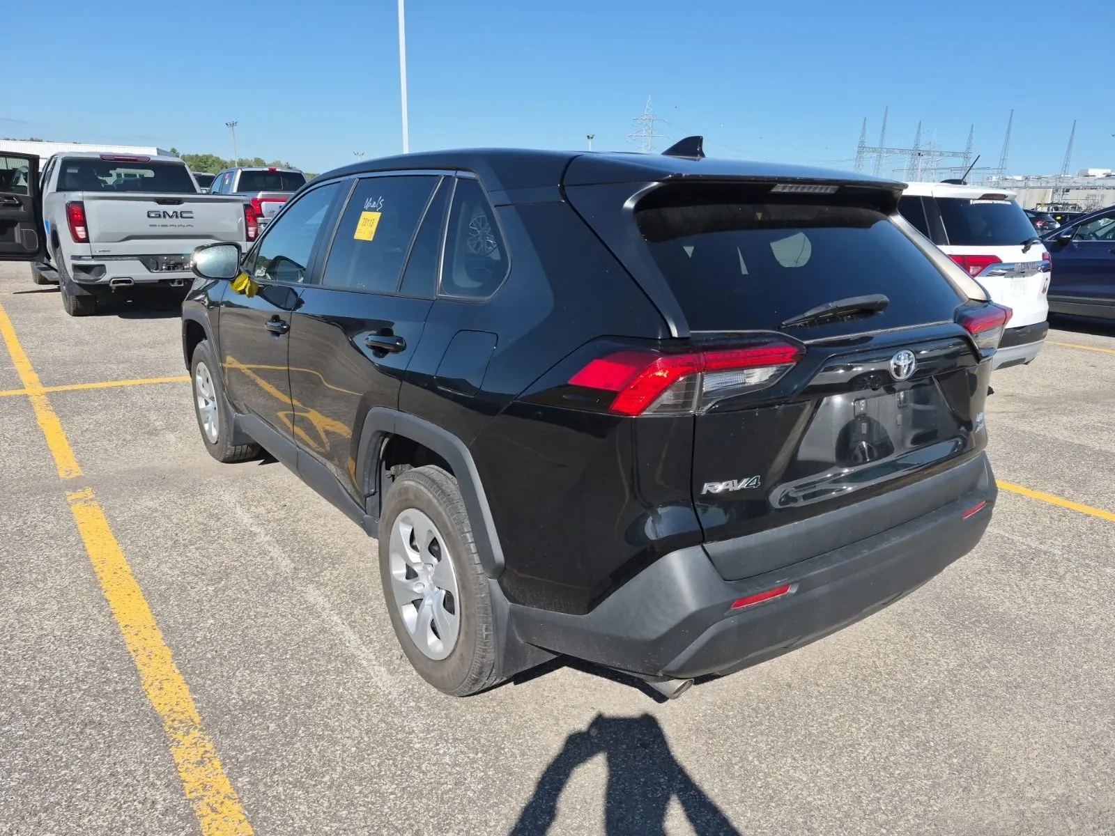 Driver Rear 3/4 Photo