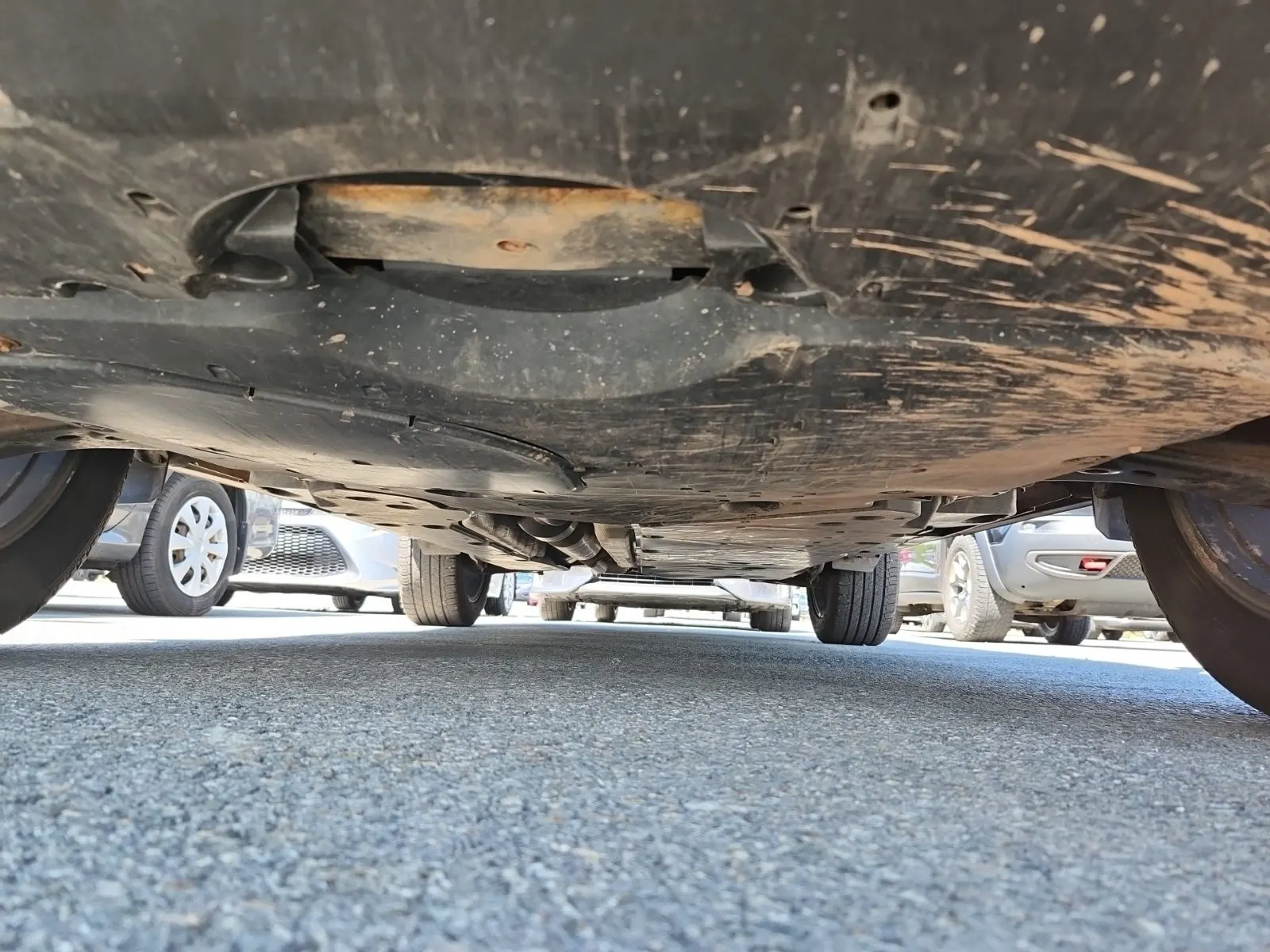 Undercarriage - Front Photo