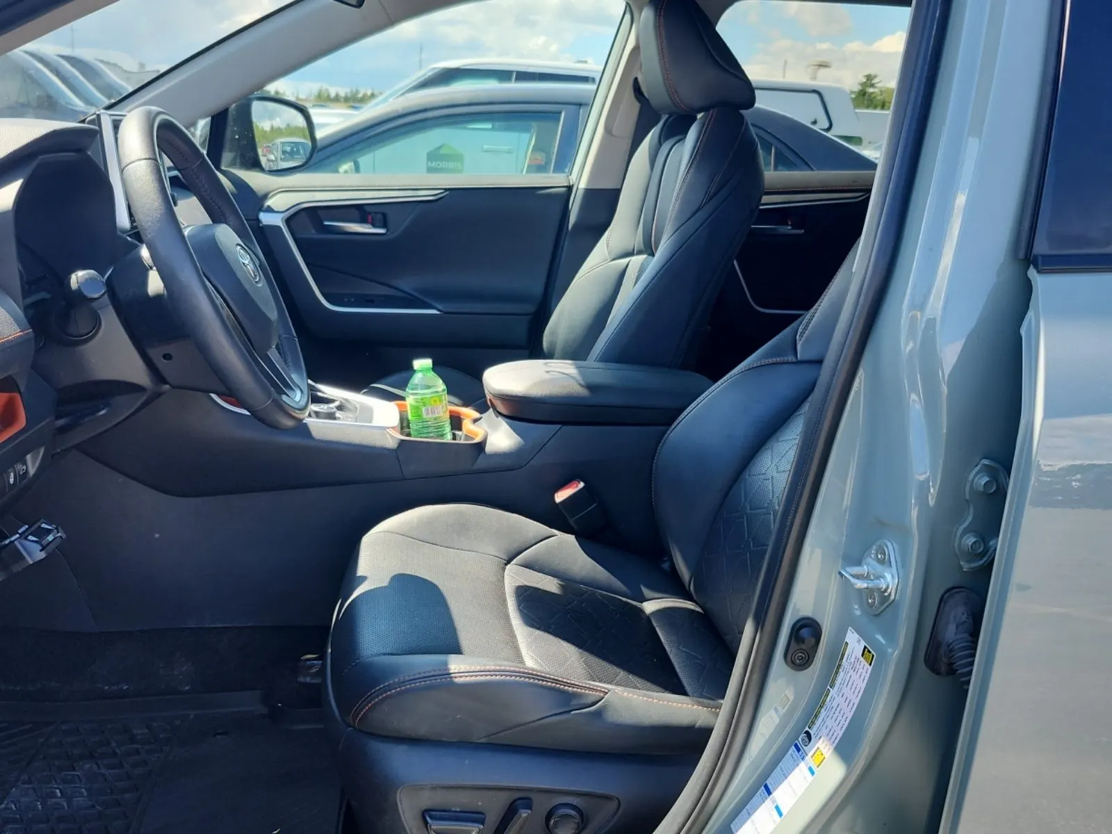Front Interior Photo
