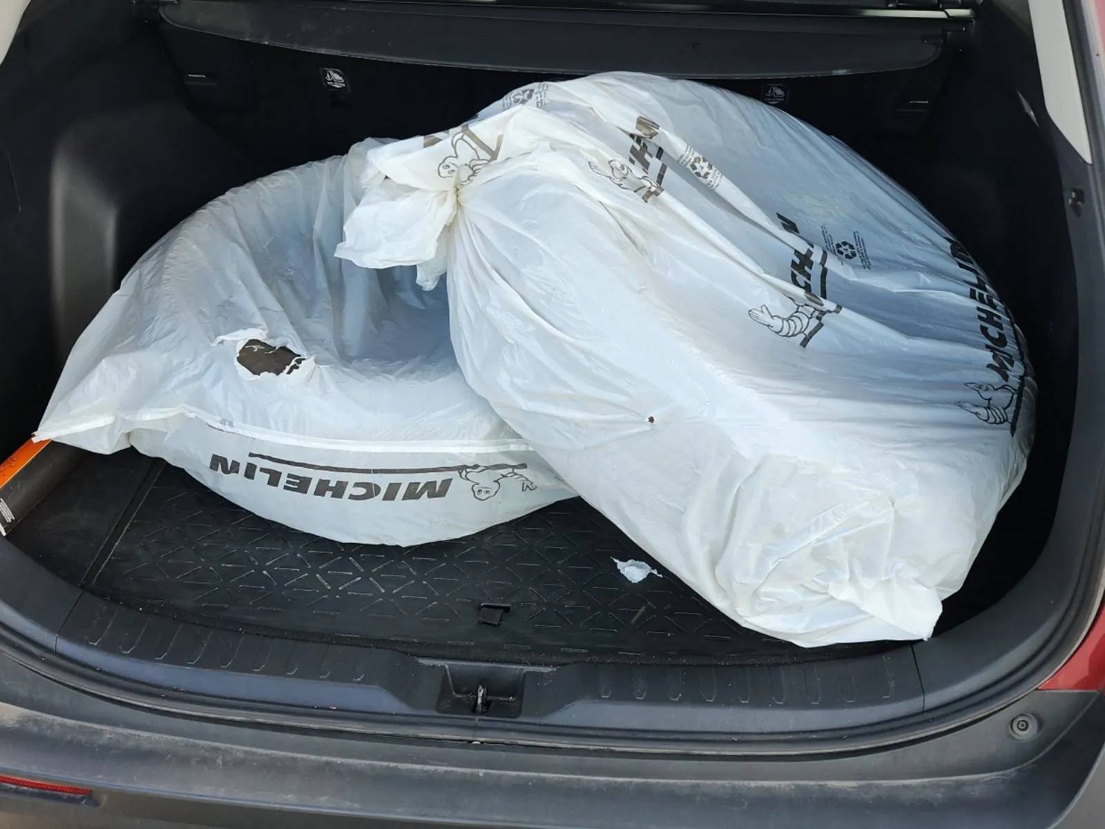 Spare Tire & Wheel Photo