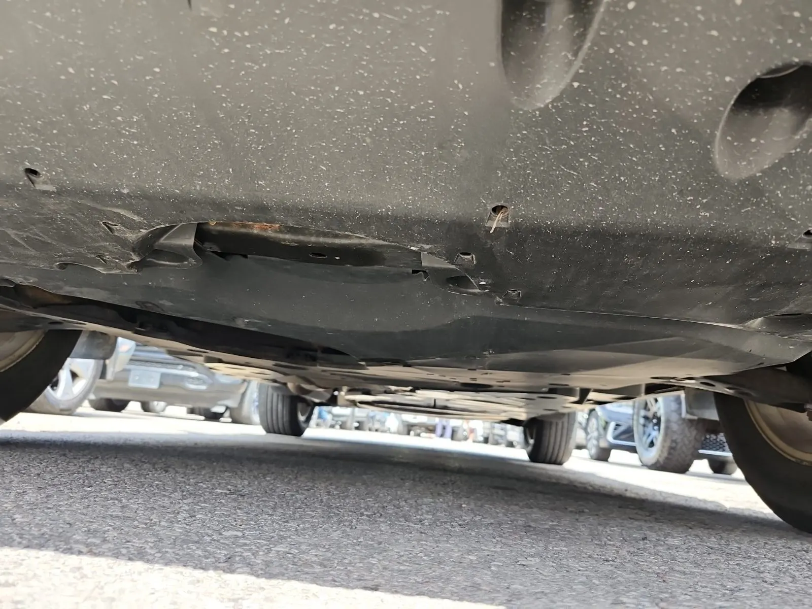 Undercarriage - Front Photo