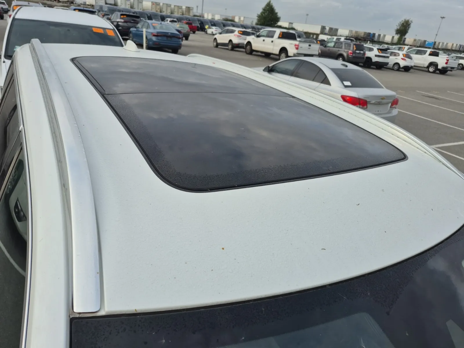 Exterior Roof Photo