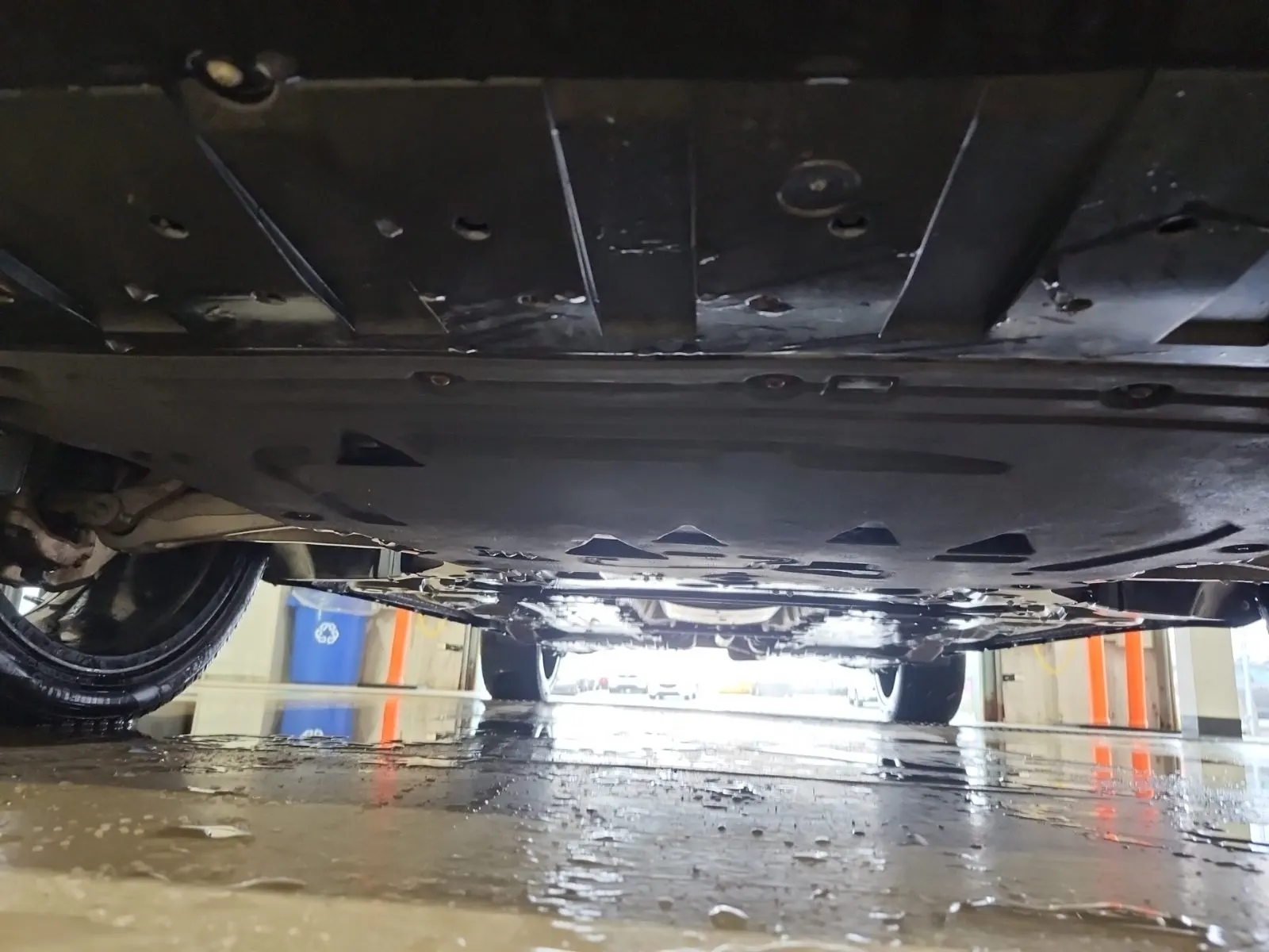 Undercarriage - Front Photo