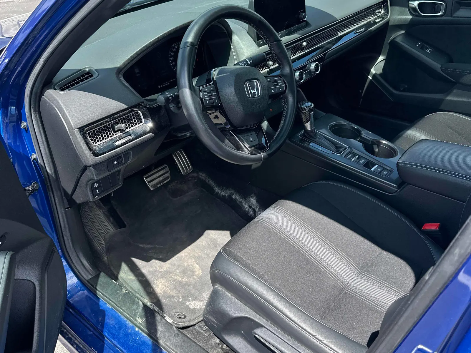 Interior driver side