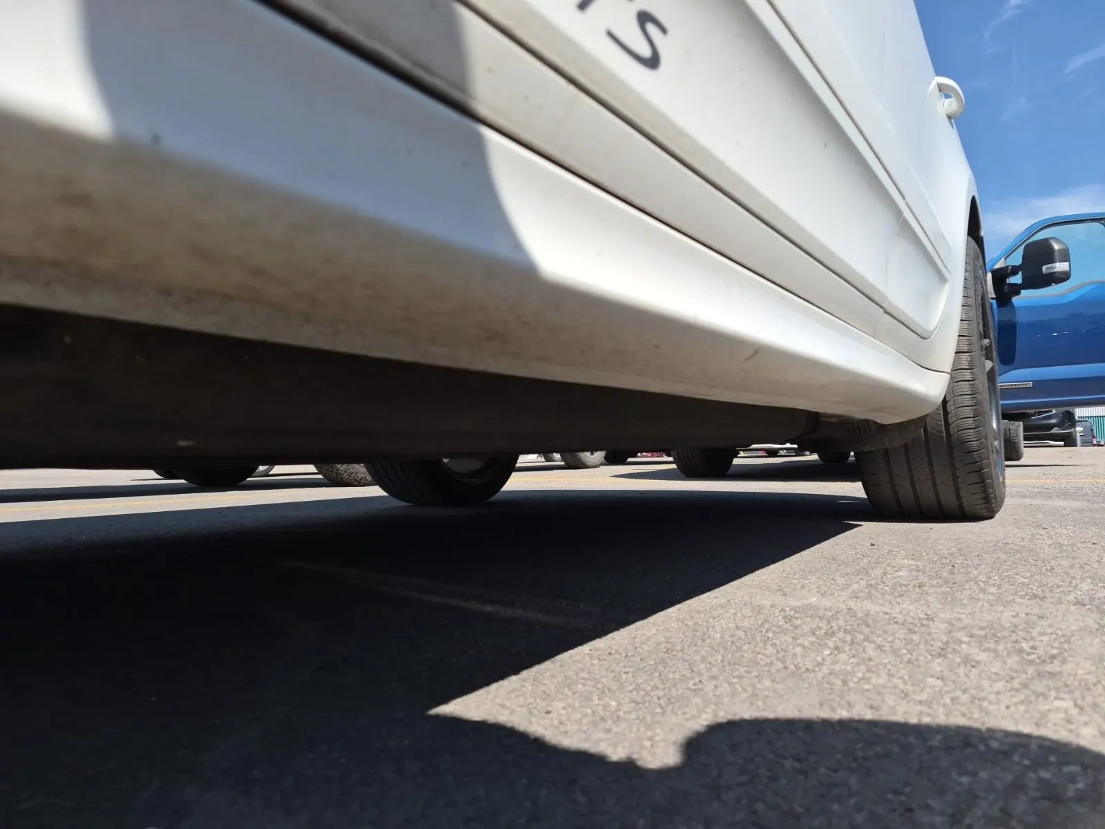Undercarriage - Driver Photo