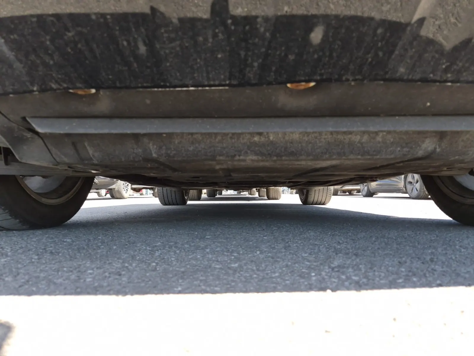 Undercarriage - Front Photo