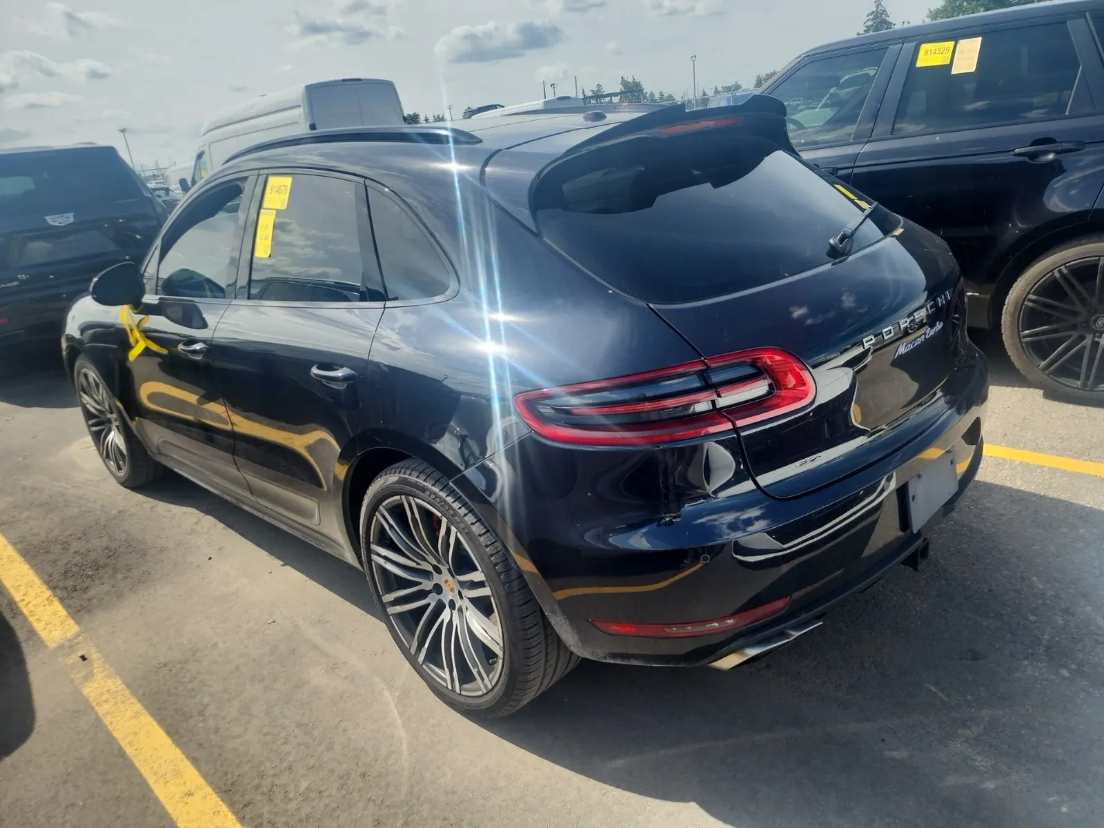 Driver Rear 3/4 Photo