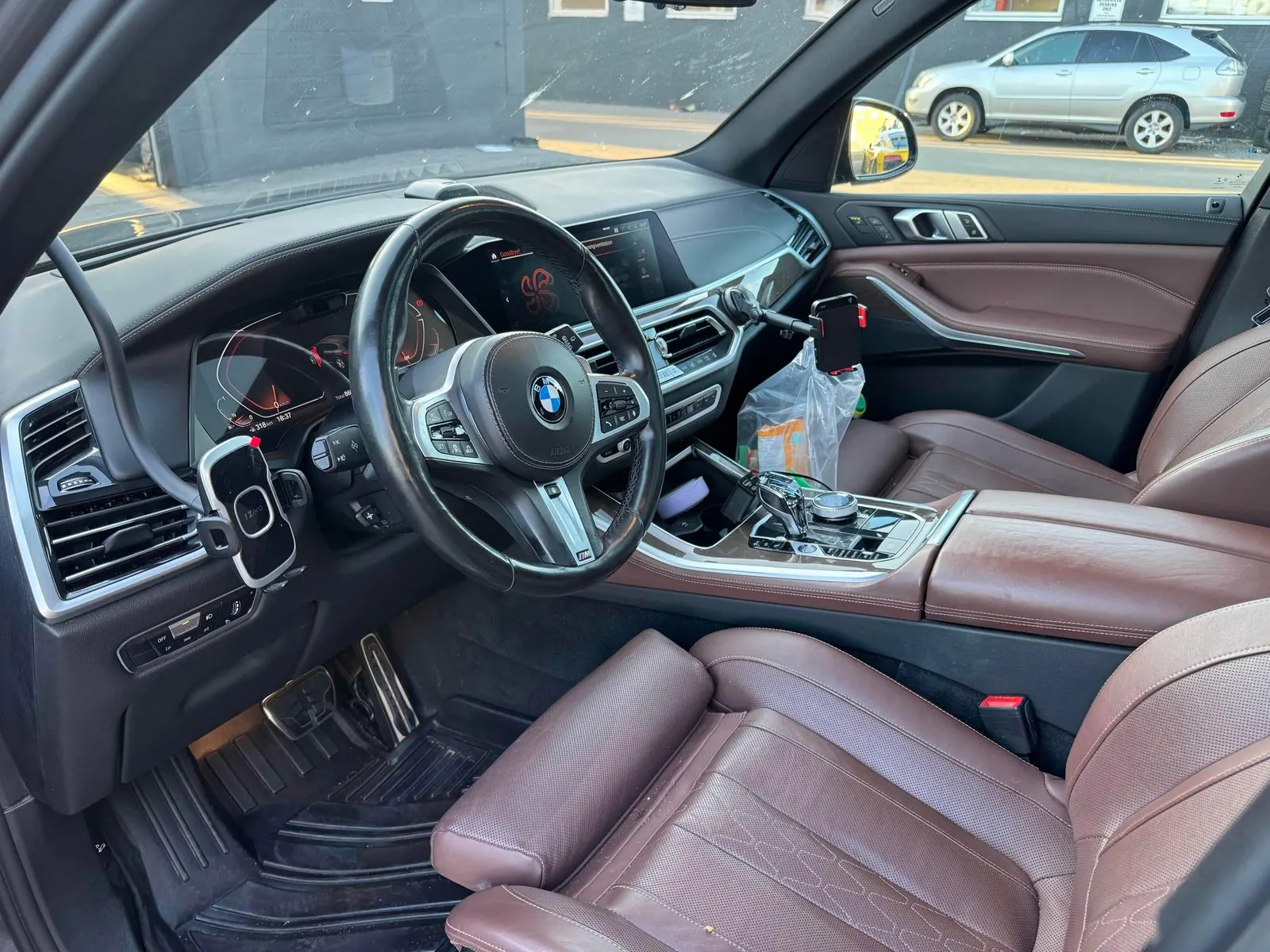 Interior driver side