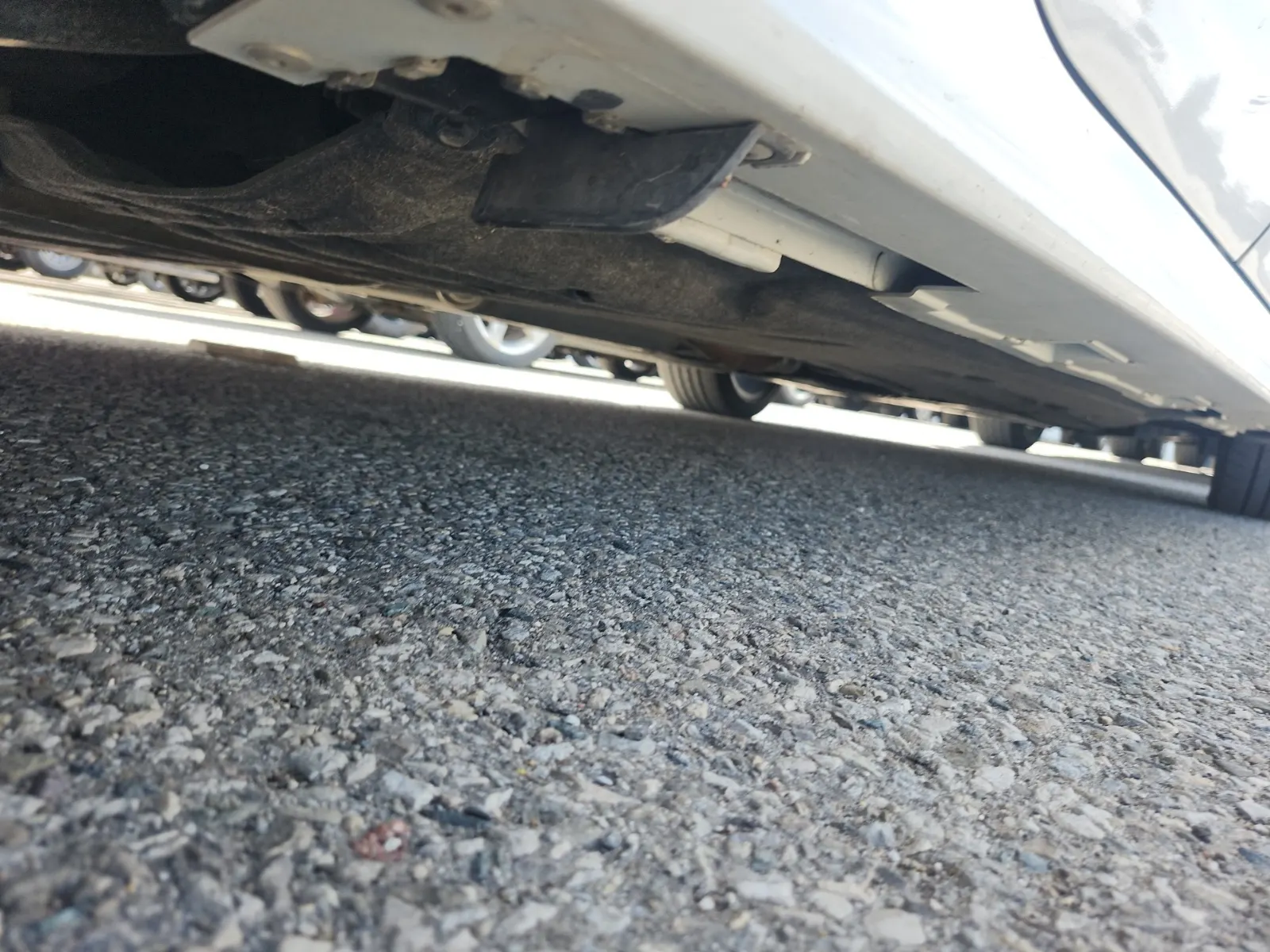 Undercarriage - Passenger Photo