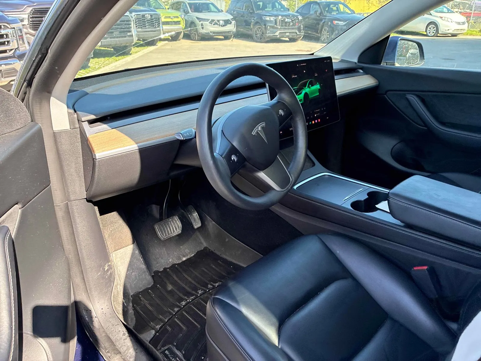 Interior driver side