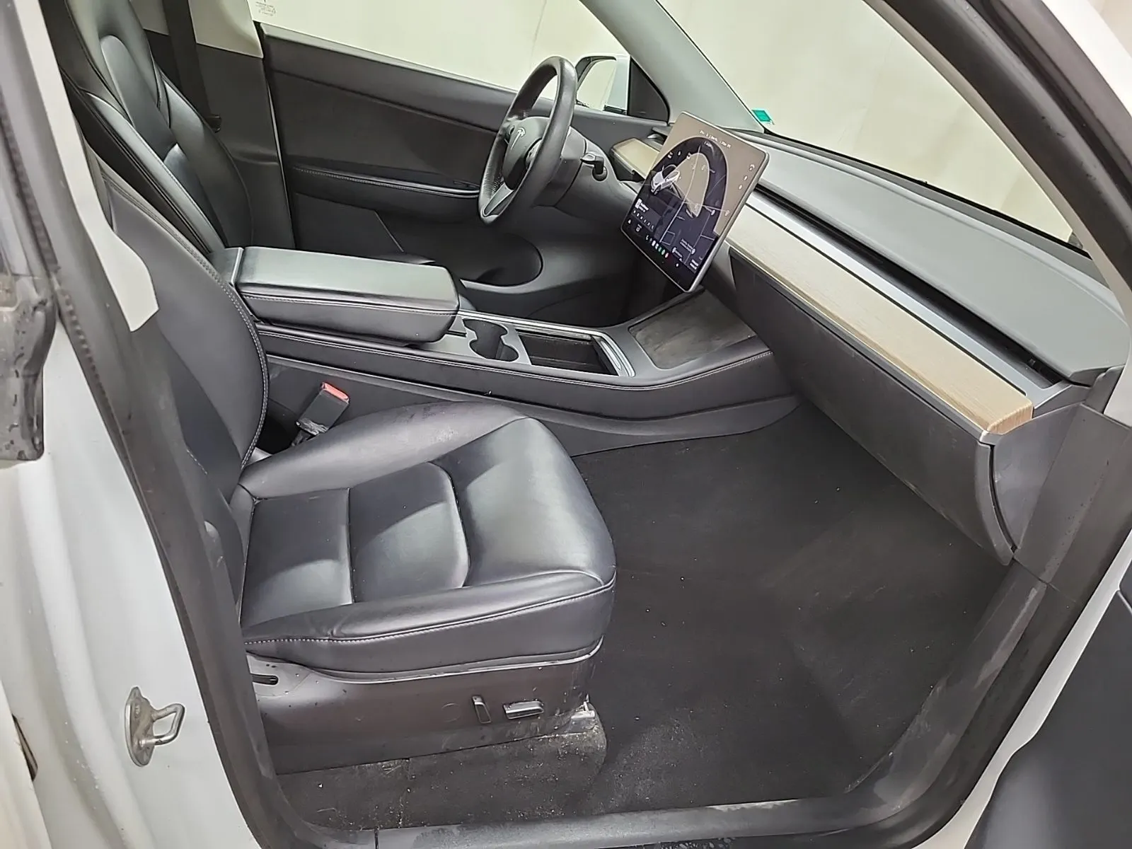 Right Side Interior Photo