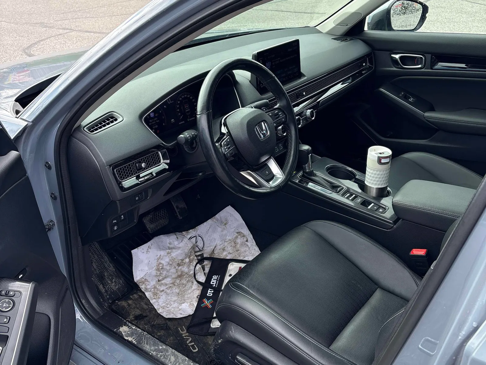 Interior driver side