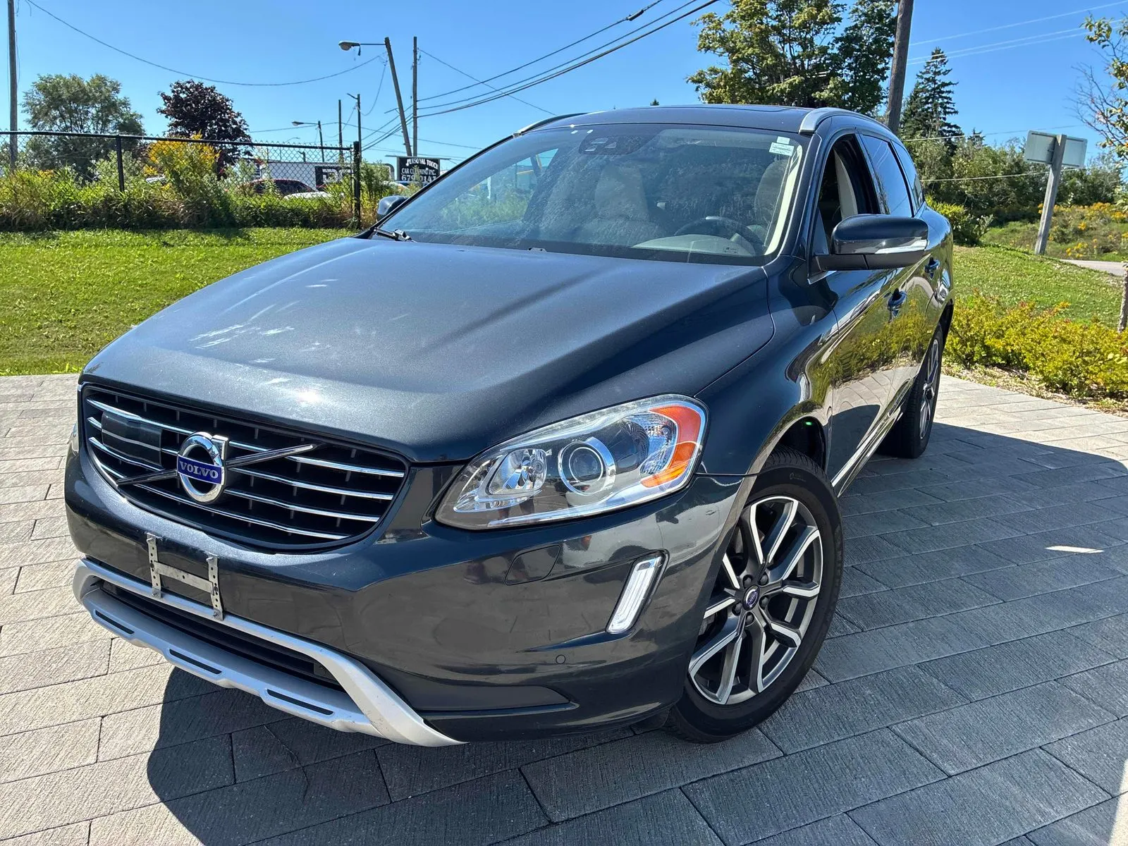 2016 Volvo XC60