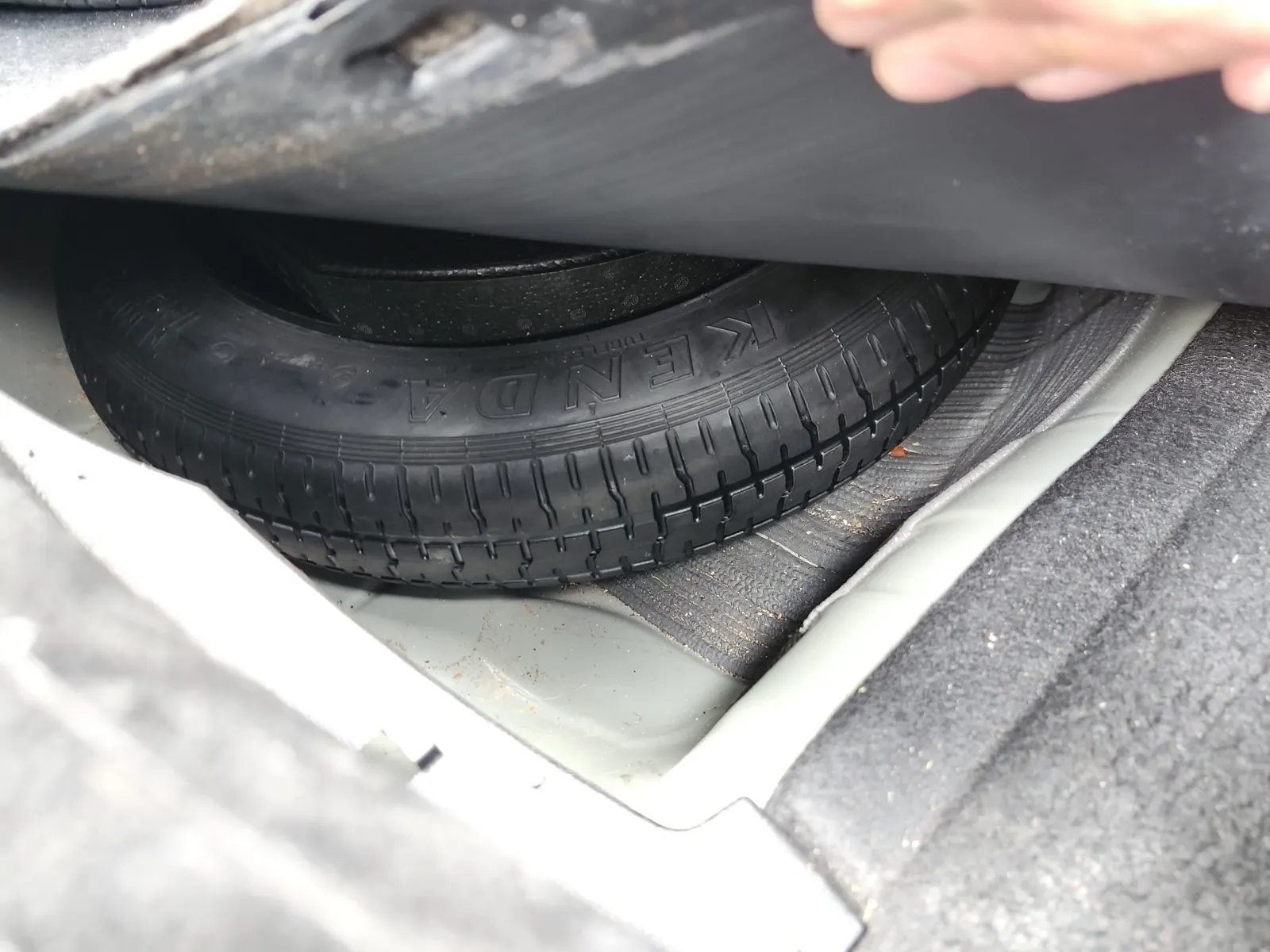Spare Tire & Wheel Photo