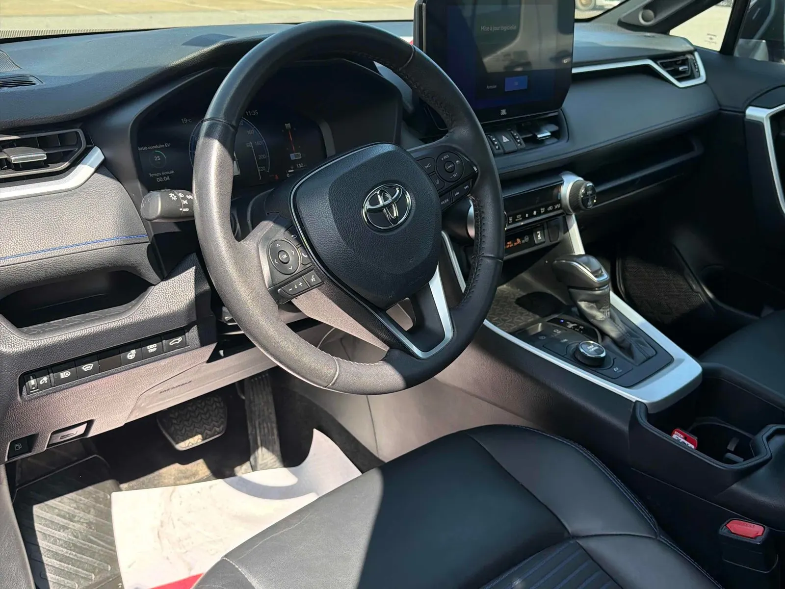 Interior driver side