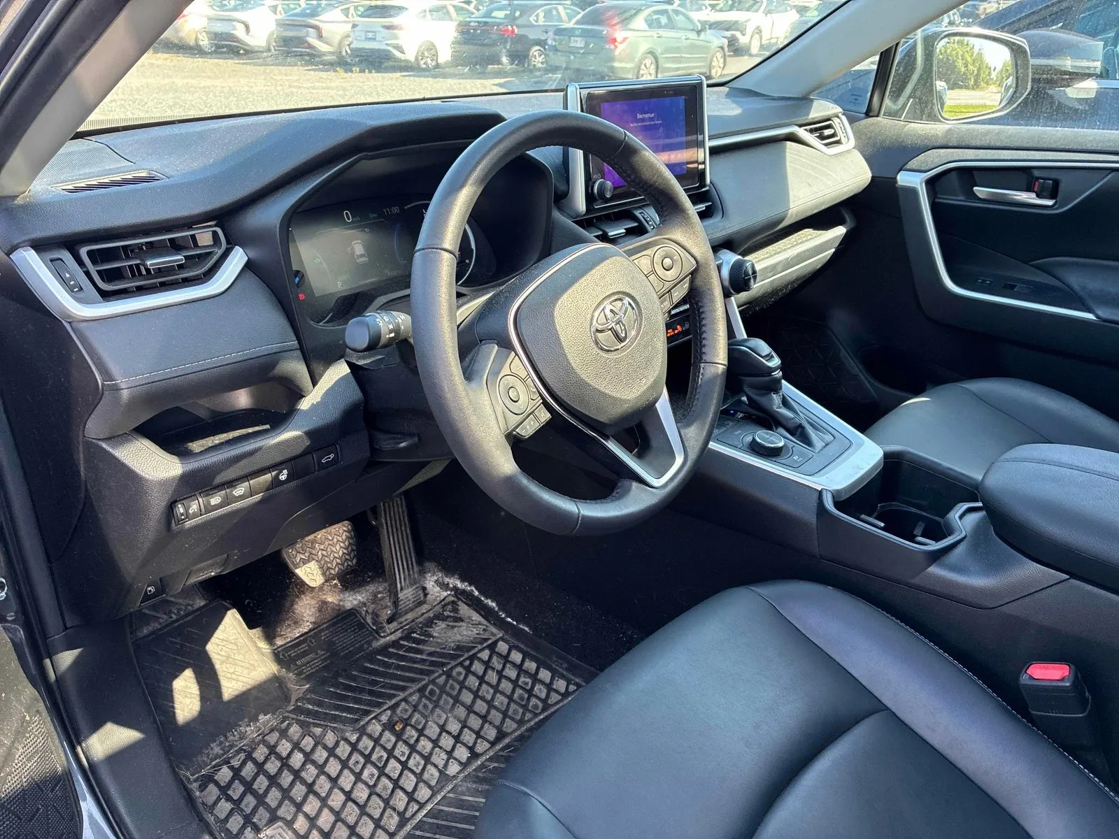 Interior driver side