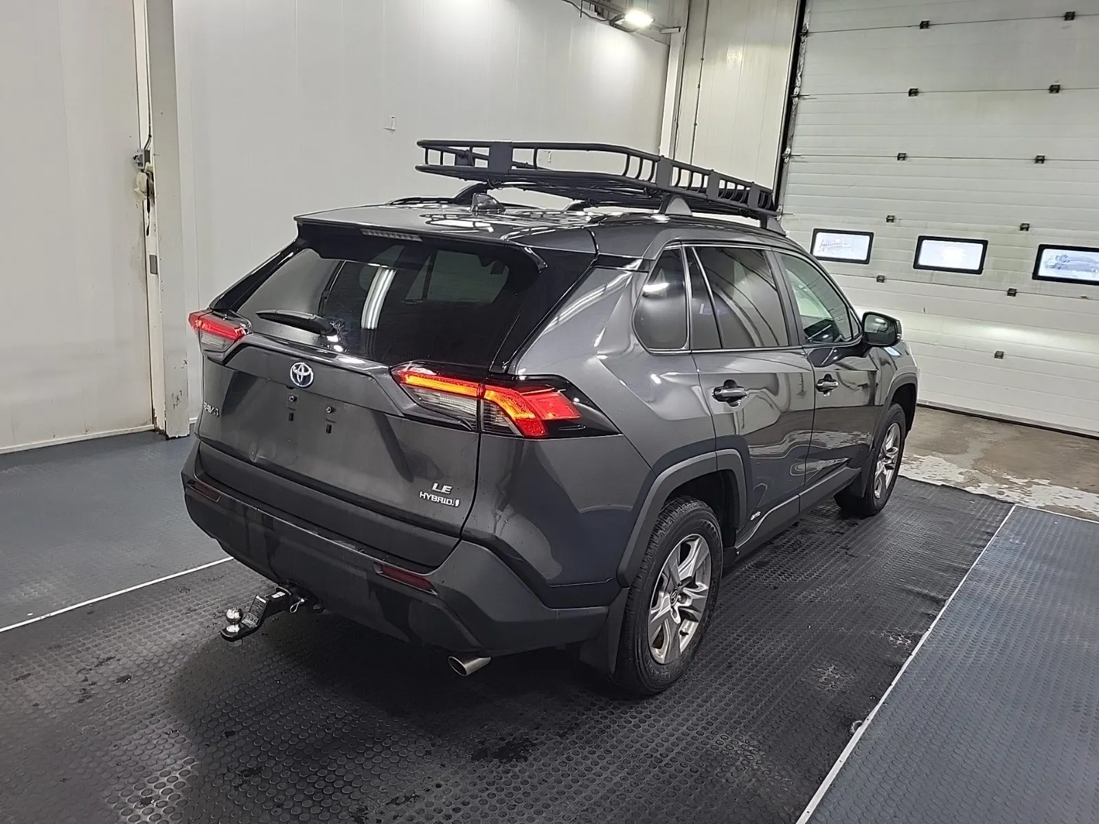 Passenger Rear 3/4 Photo