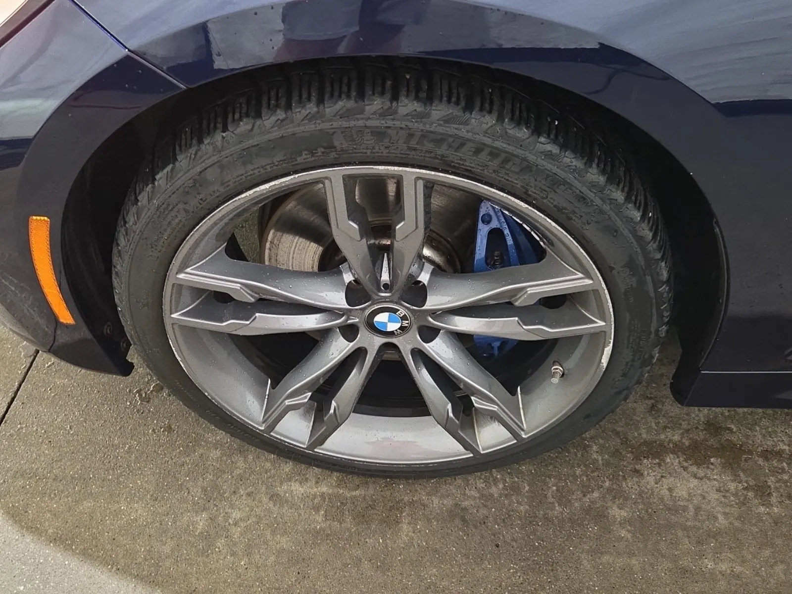 Front driver wheel/tire photo