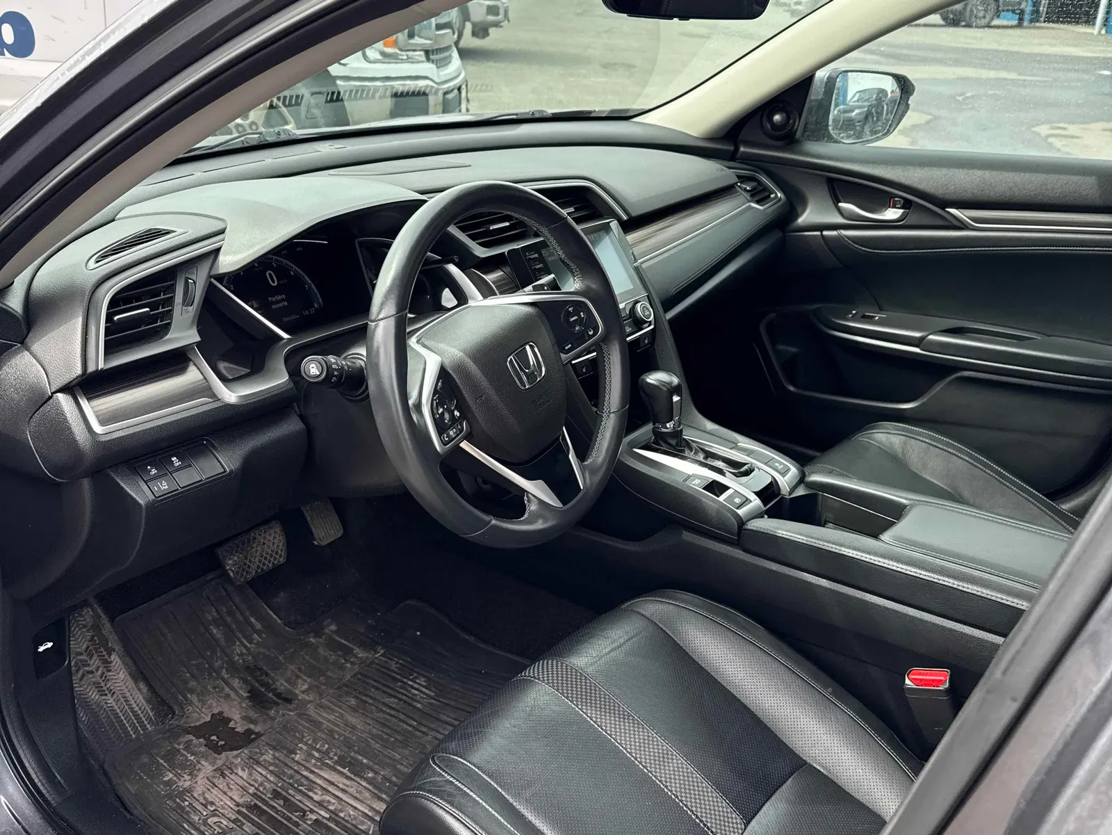 Interior driver side
