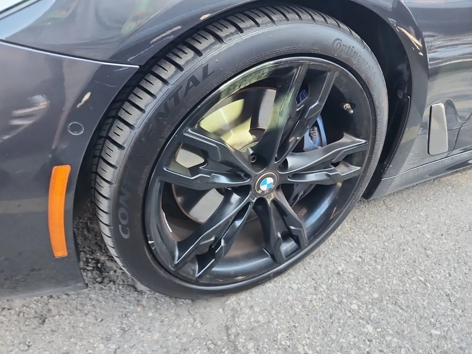 Front driver wheel/tire photo