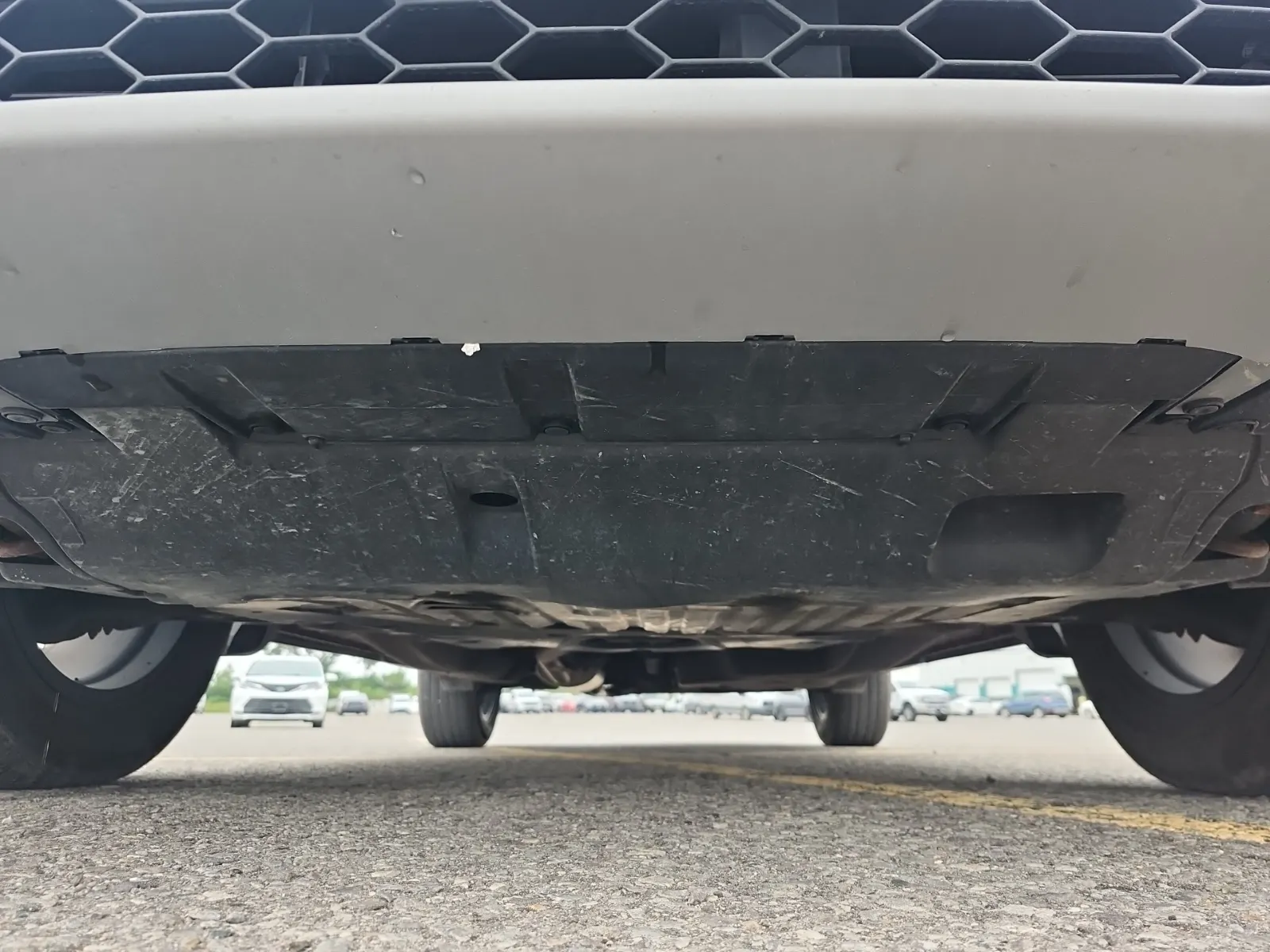 Undercarriage - Front Photo