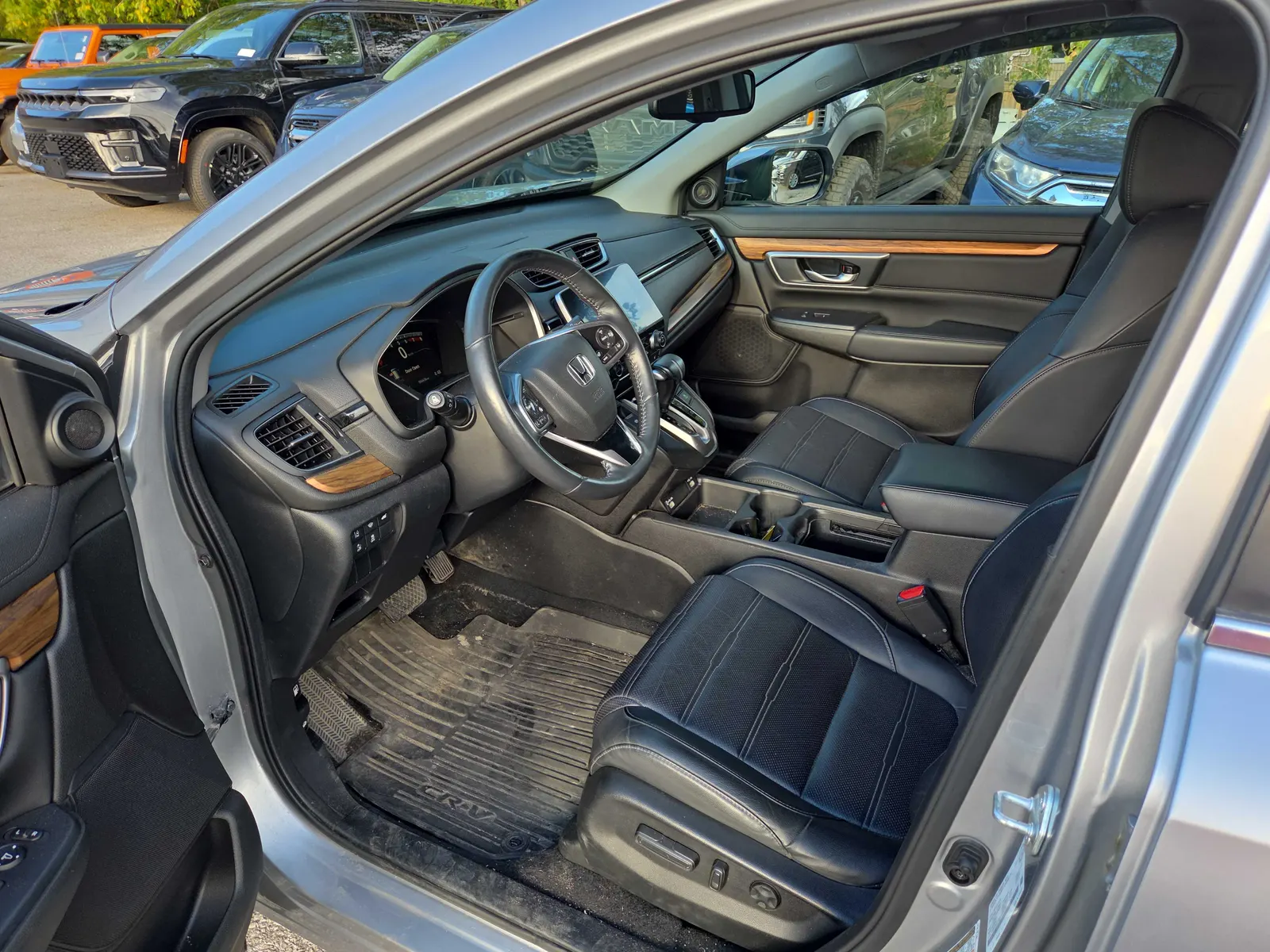 Interior driver side
