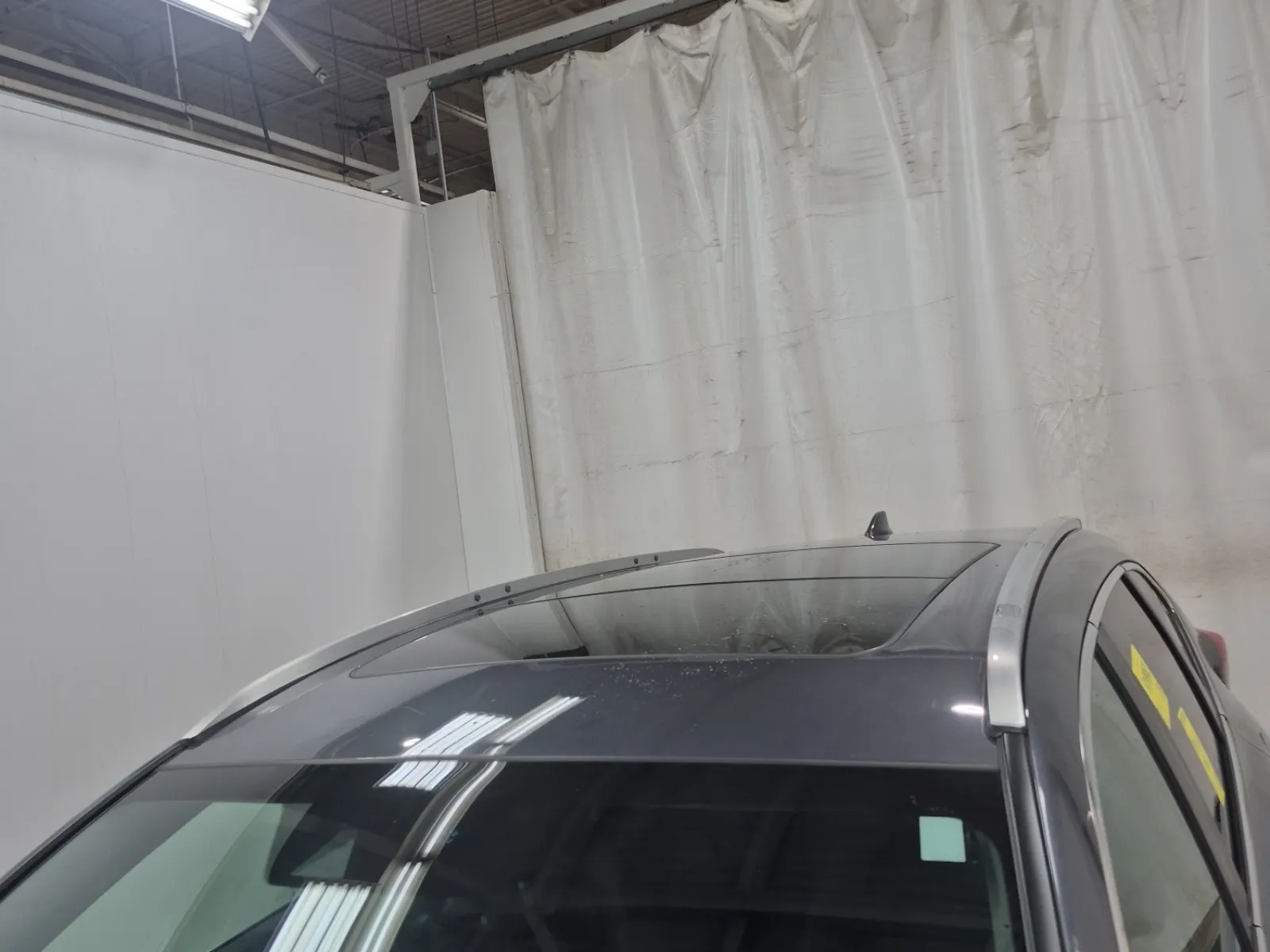 Exterior Roof Photo