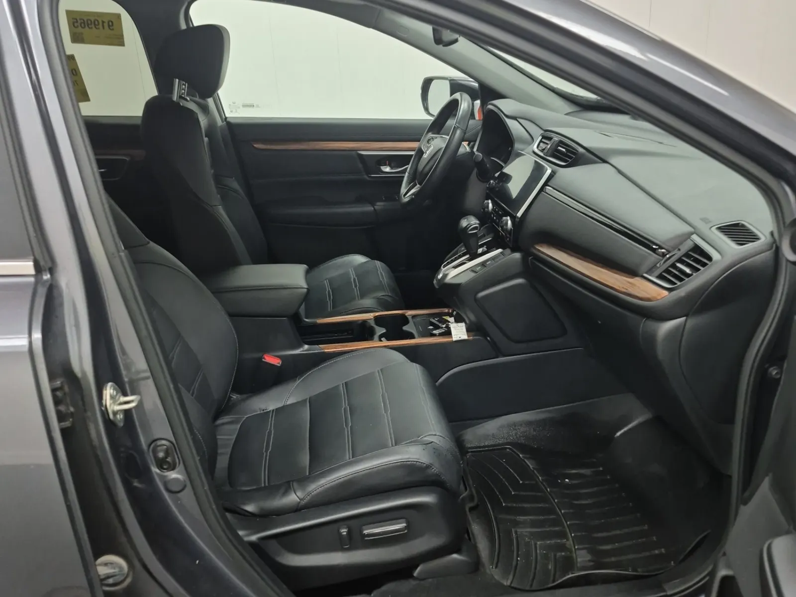 Right Side Interior Photo