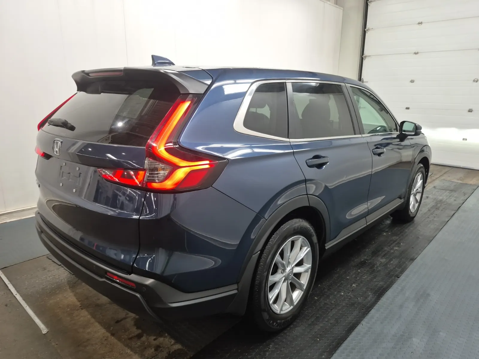 Passenger Rear 3/4 Photo
