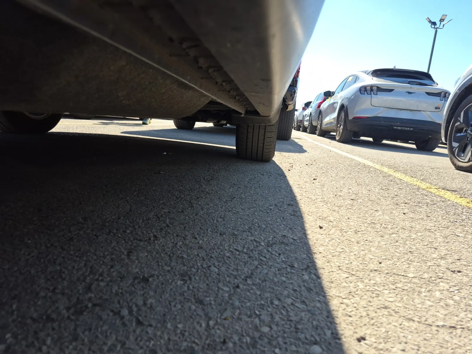 Undercarriage - Passenger Photo