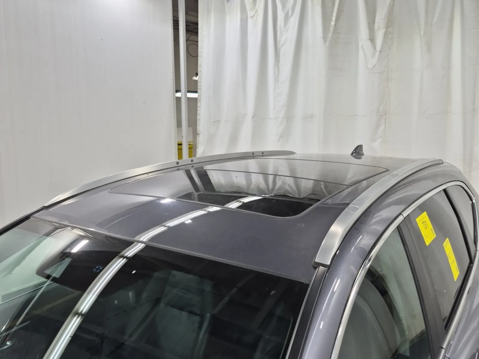 Exterior Roof Photo