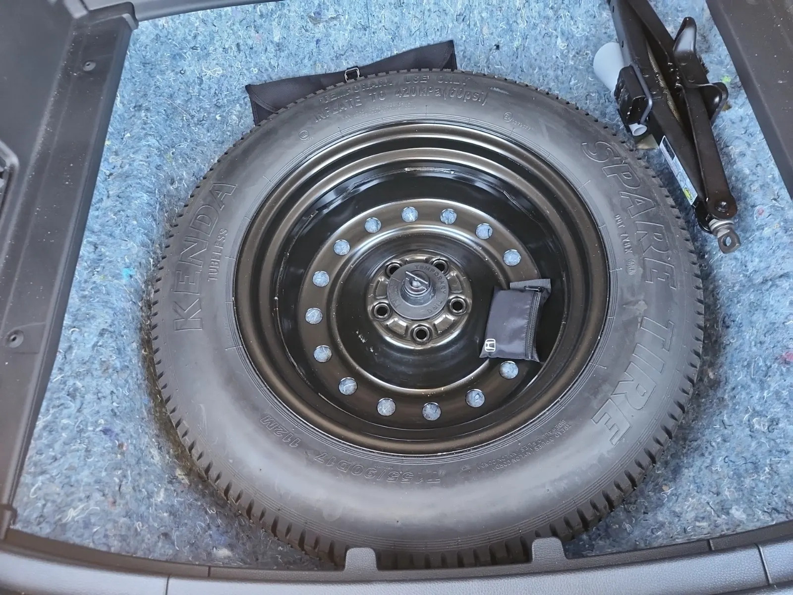 Spare Tire & Wheel Photo