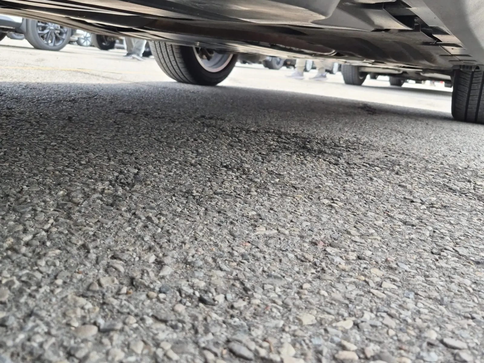 Undercarriage - Passenger Photo