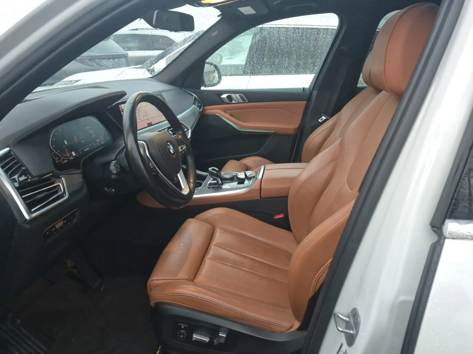 Front Interior Photo