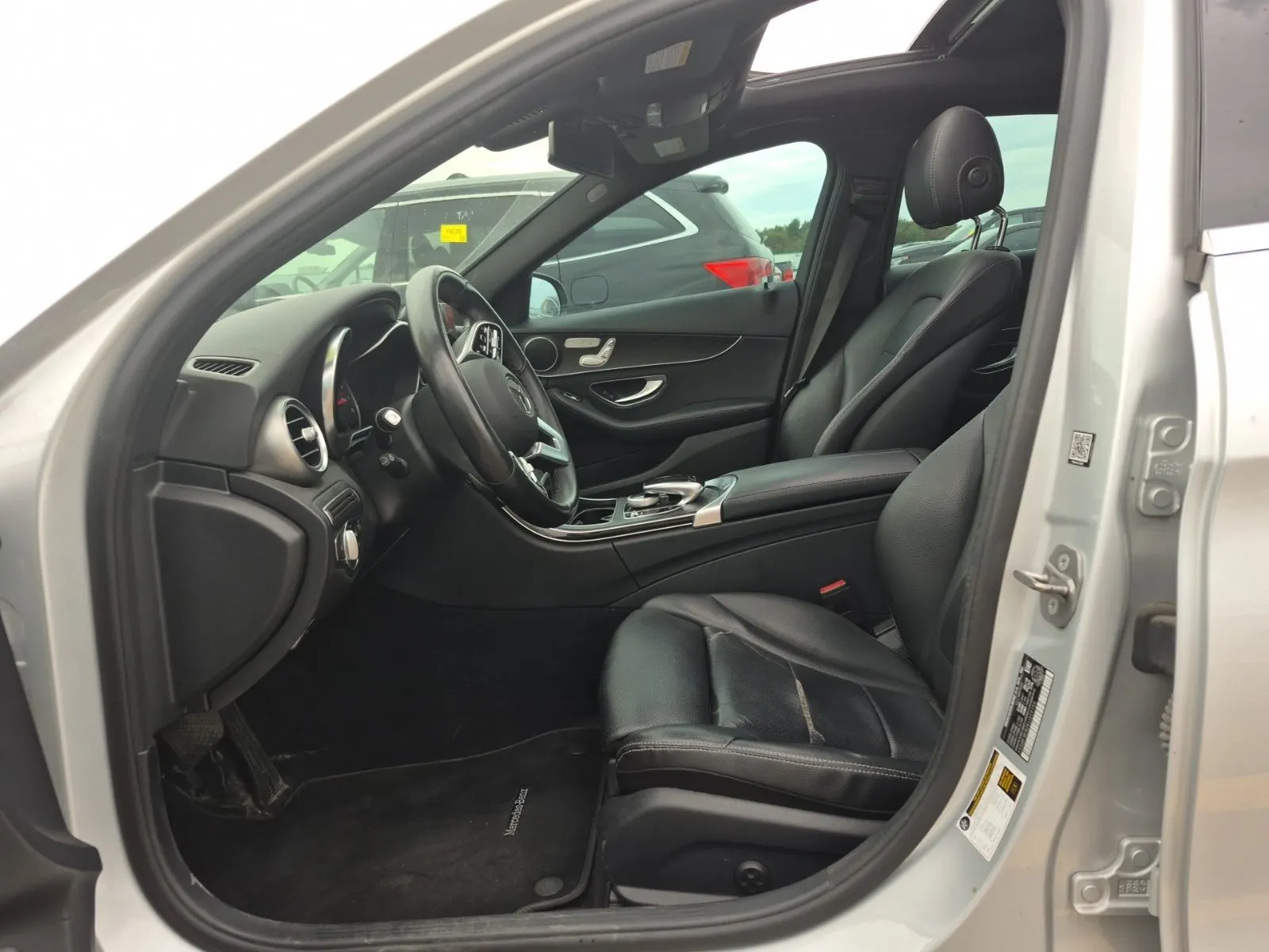 Front Interior Photo