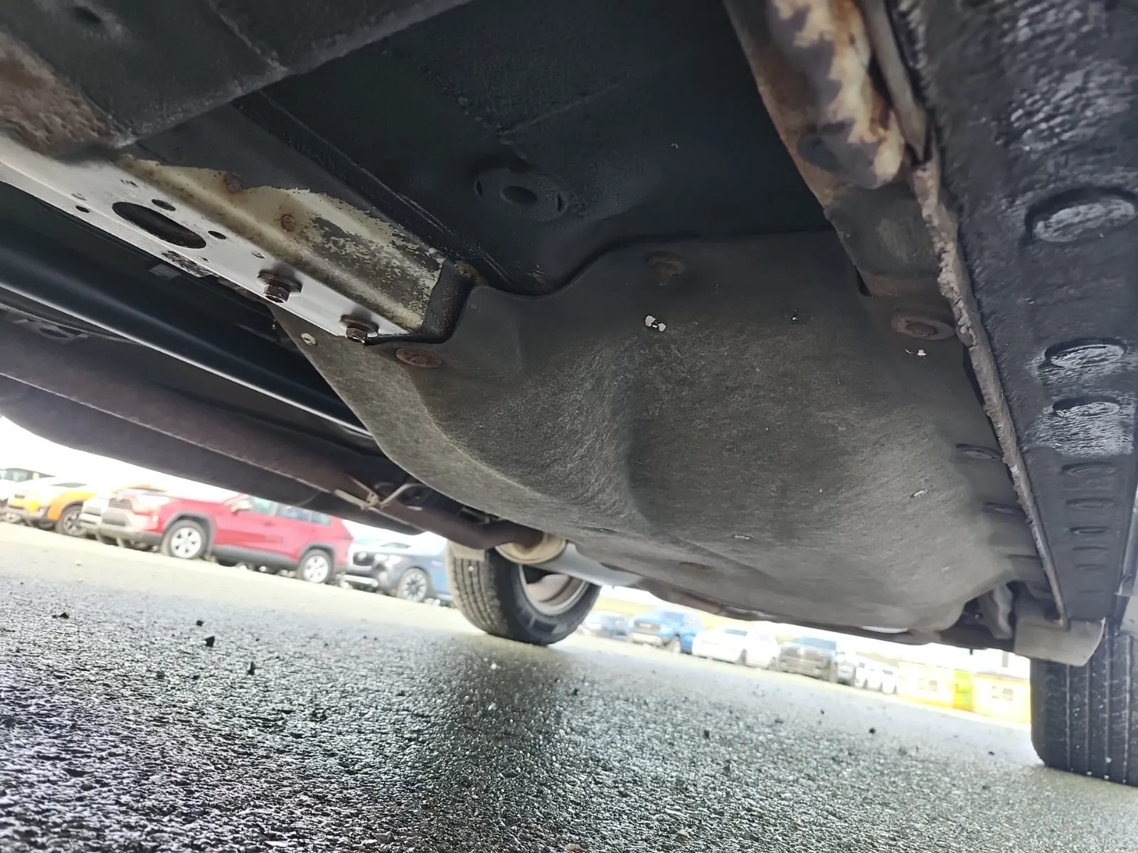 Undercarriage - Driver Photo