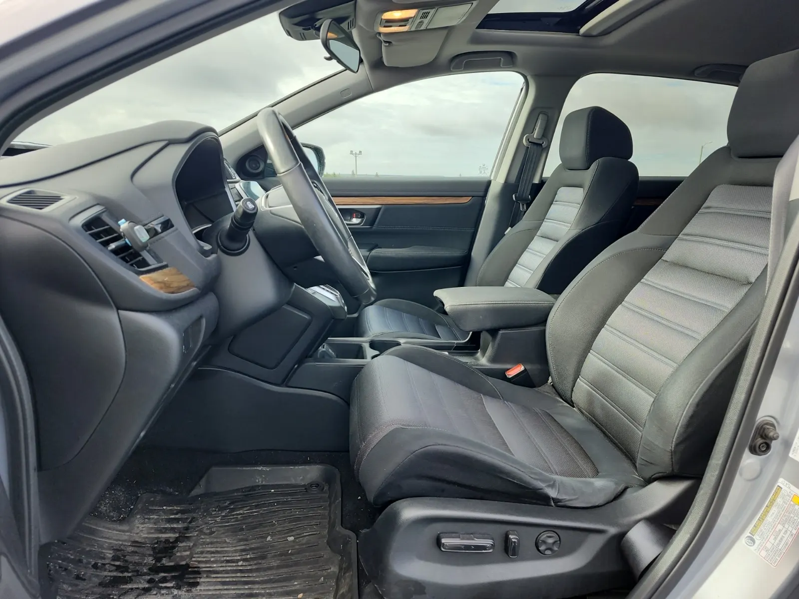 Front Interior Photo