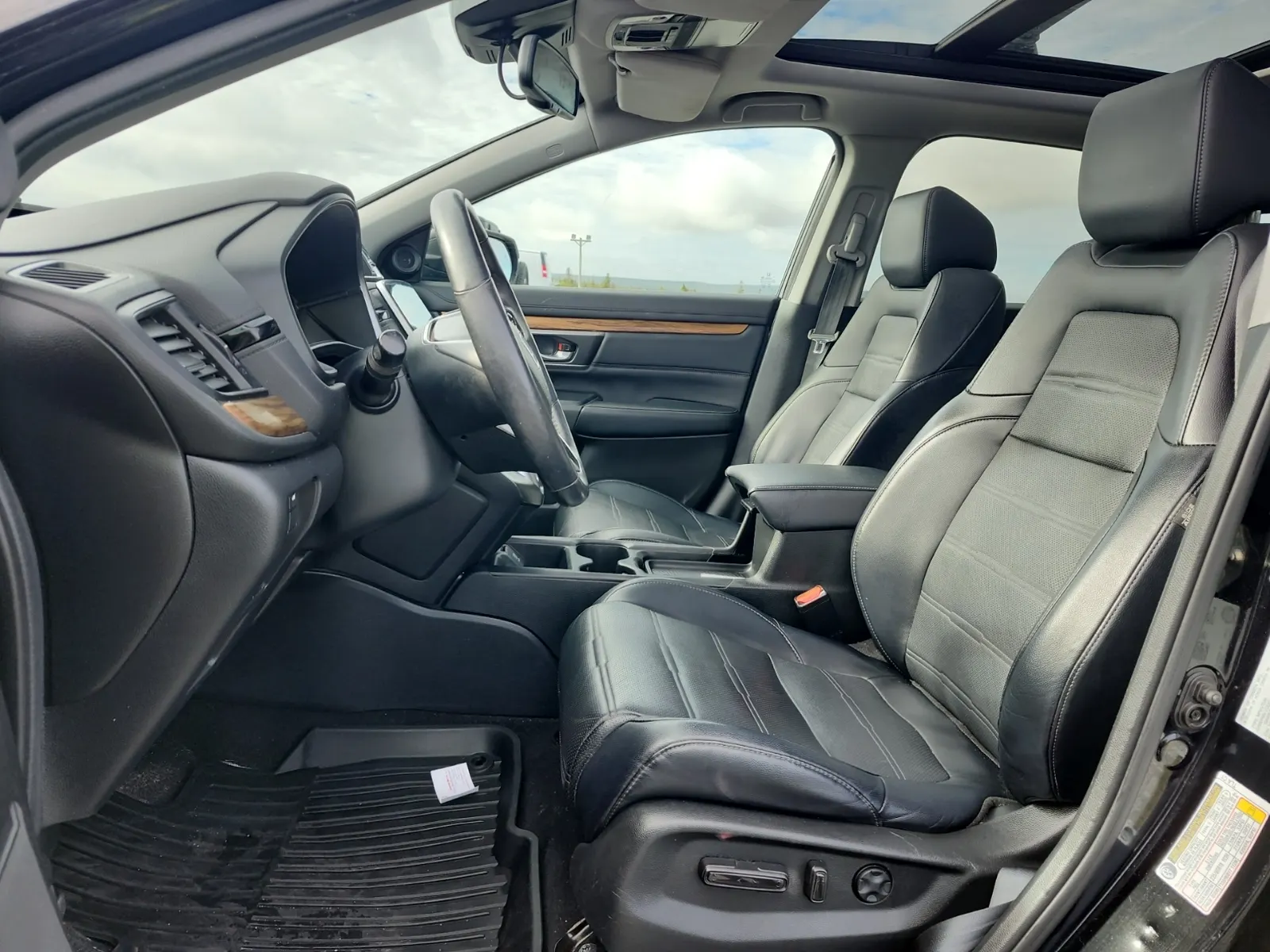 Front Interior Photo