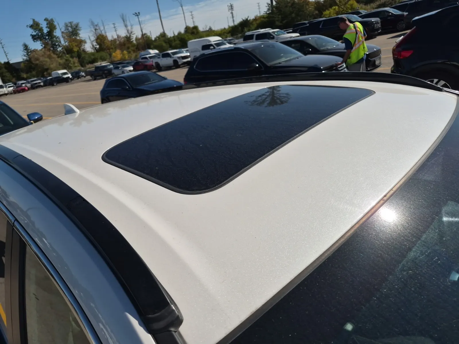 Exterior Roof Photo