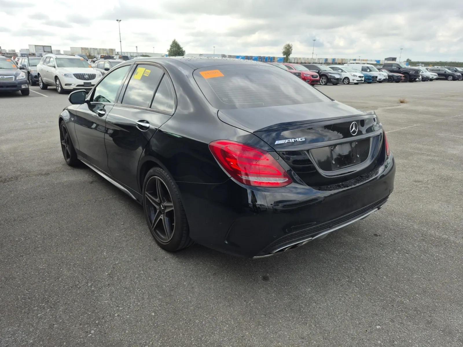 Driver Rear 3/4 Photo