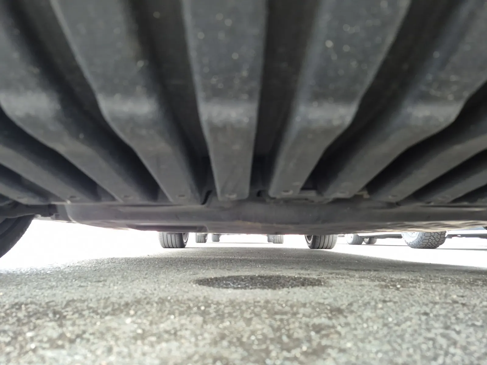 Undercarriage - Front Photo
