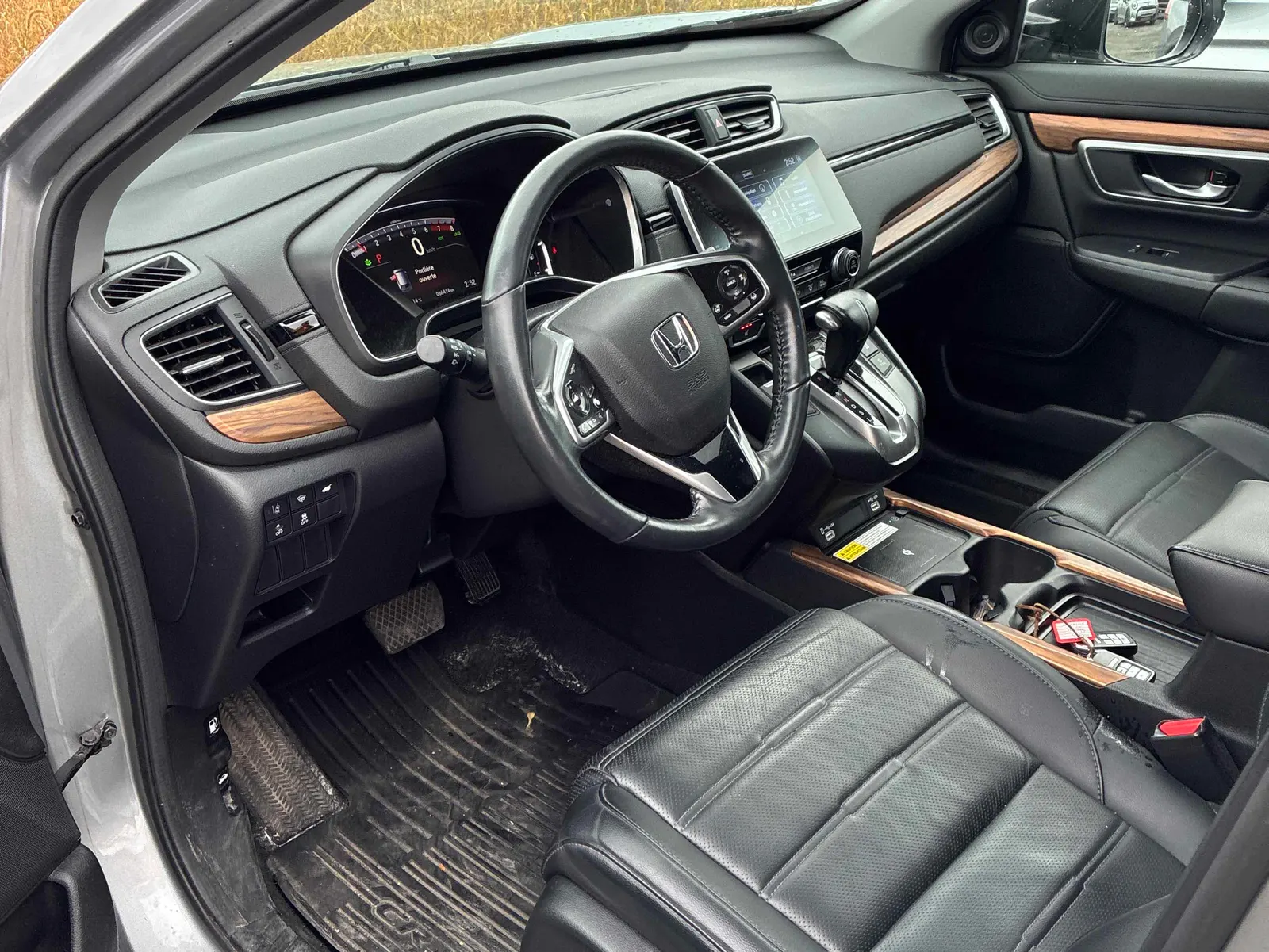 Interior driver side