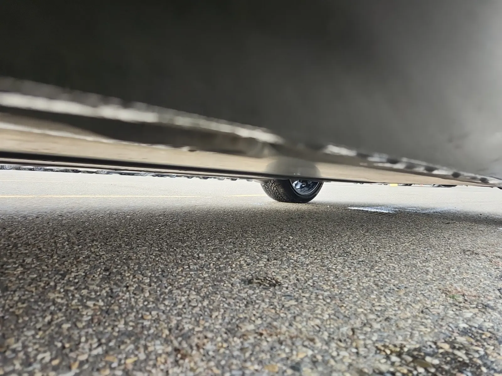 Undercarriage - Driver Photo