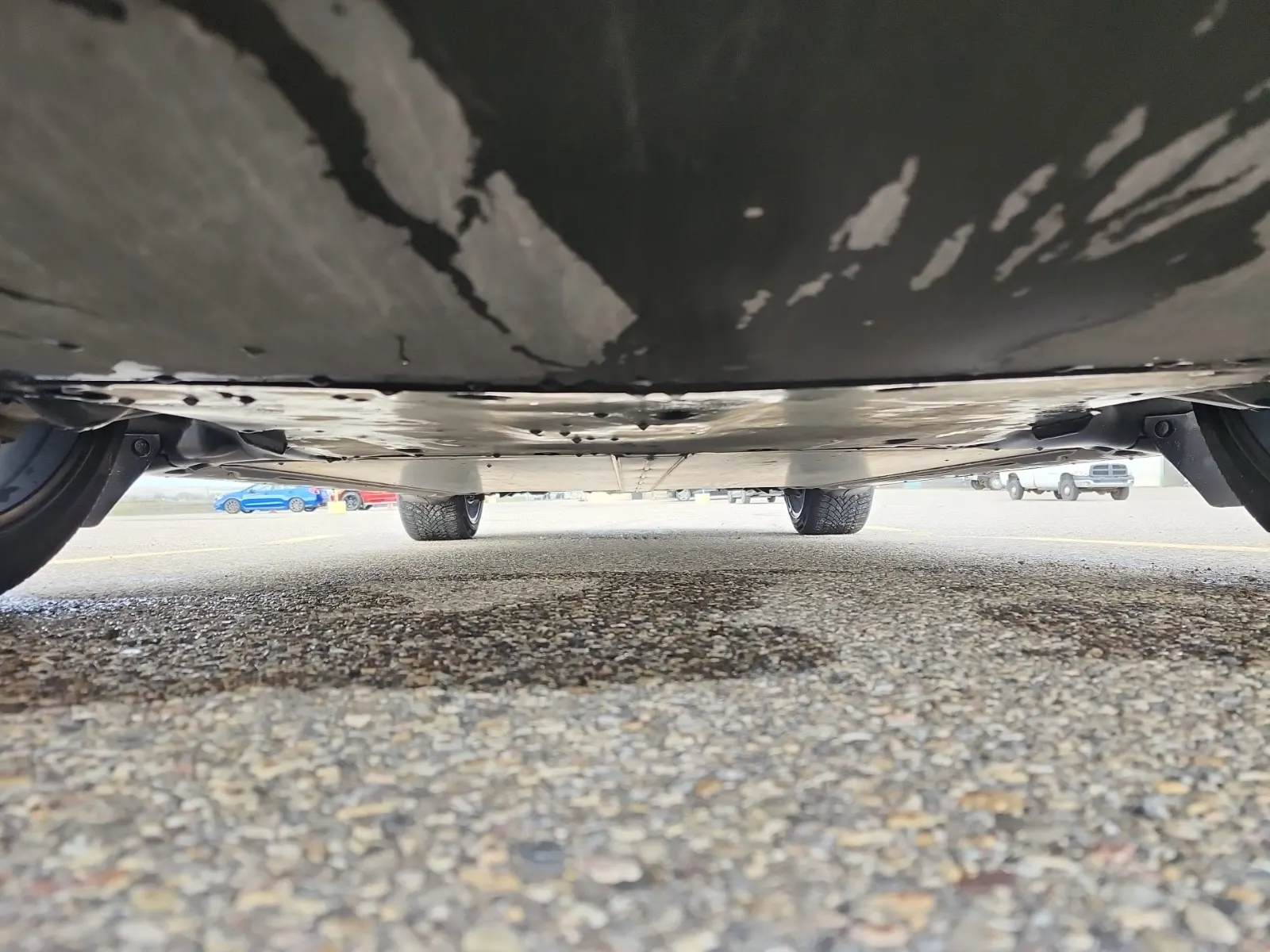 Undercarriage - Front Photo