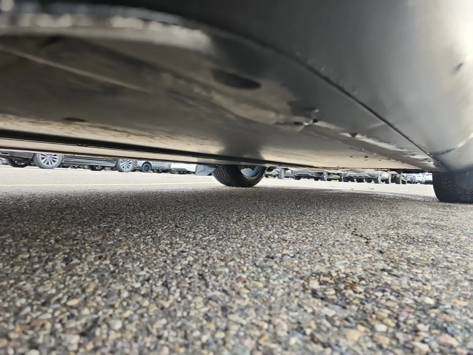 Undercarriage - Passenger Photo