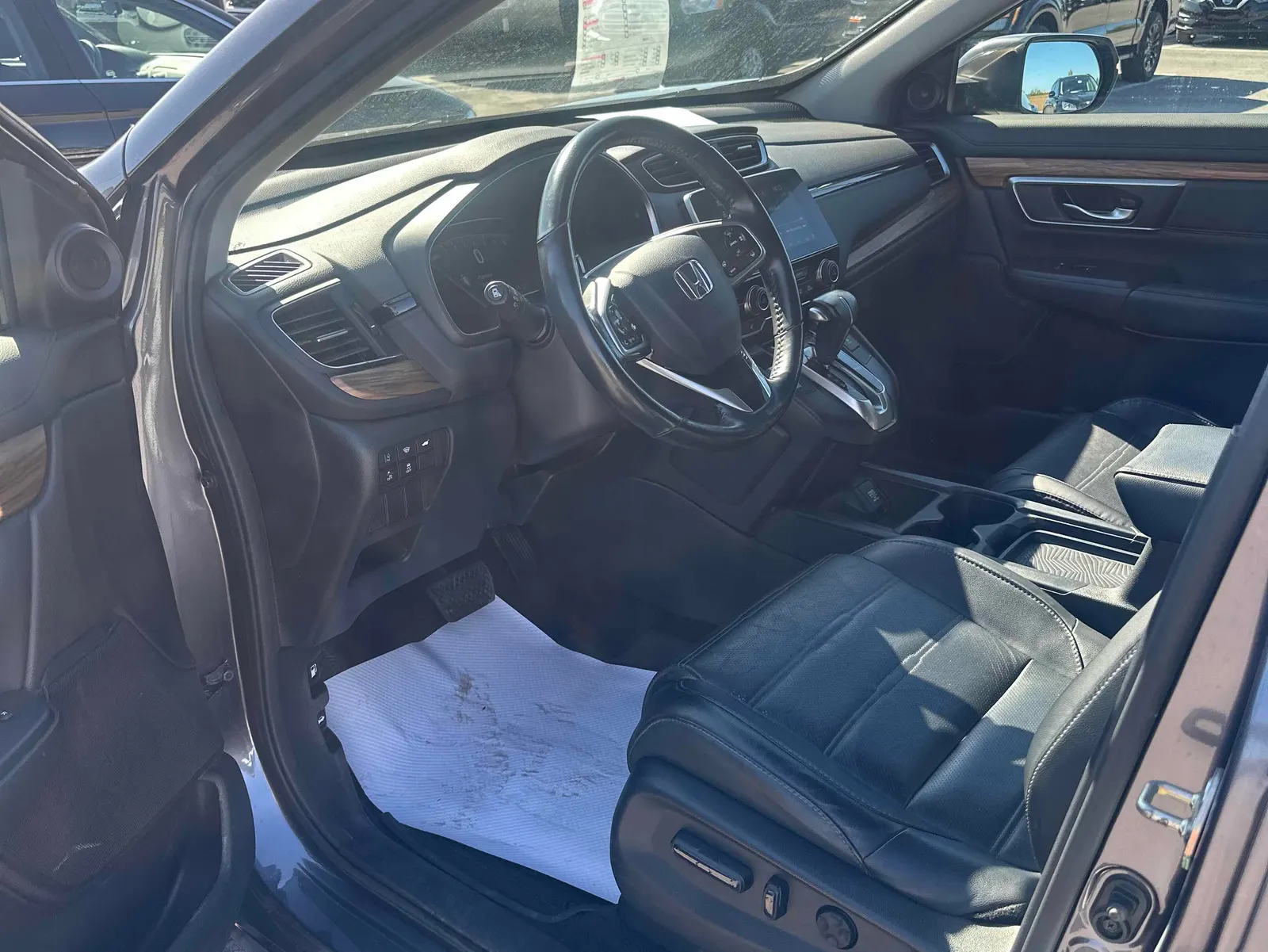 Interior driver side