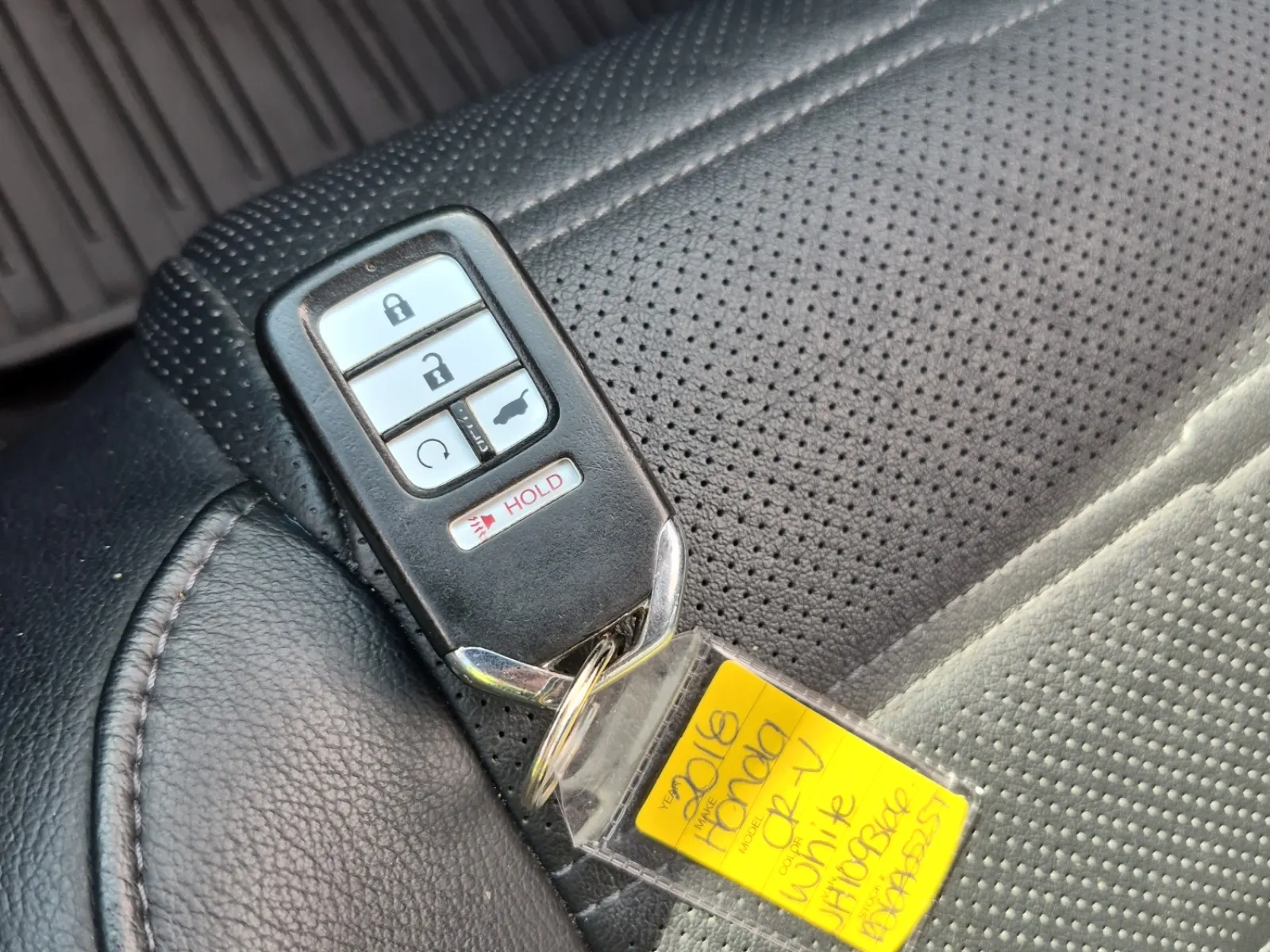 Keys/Fobs/Manual Photo