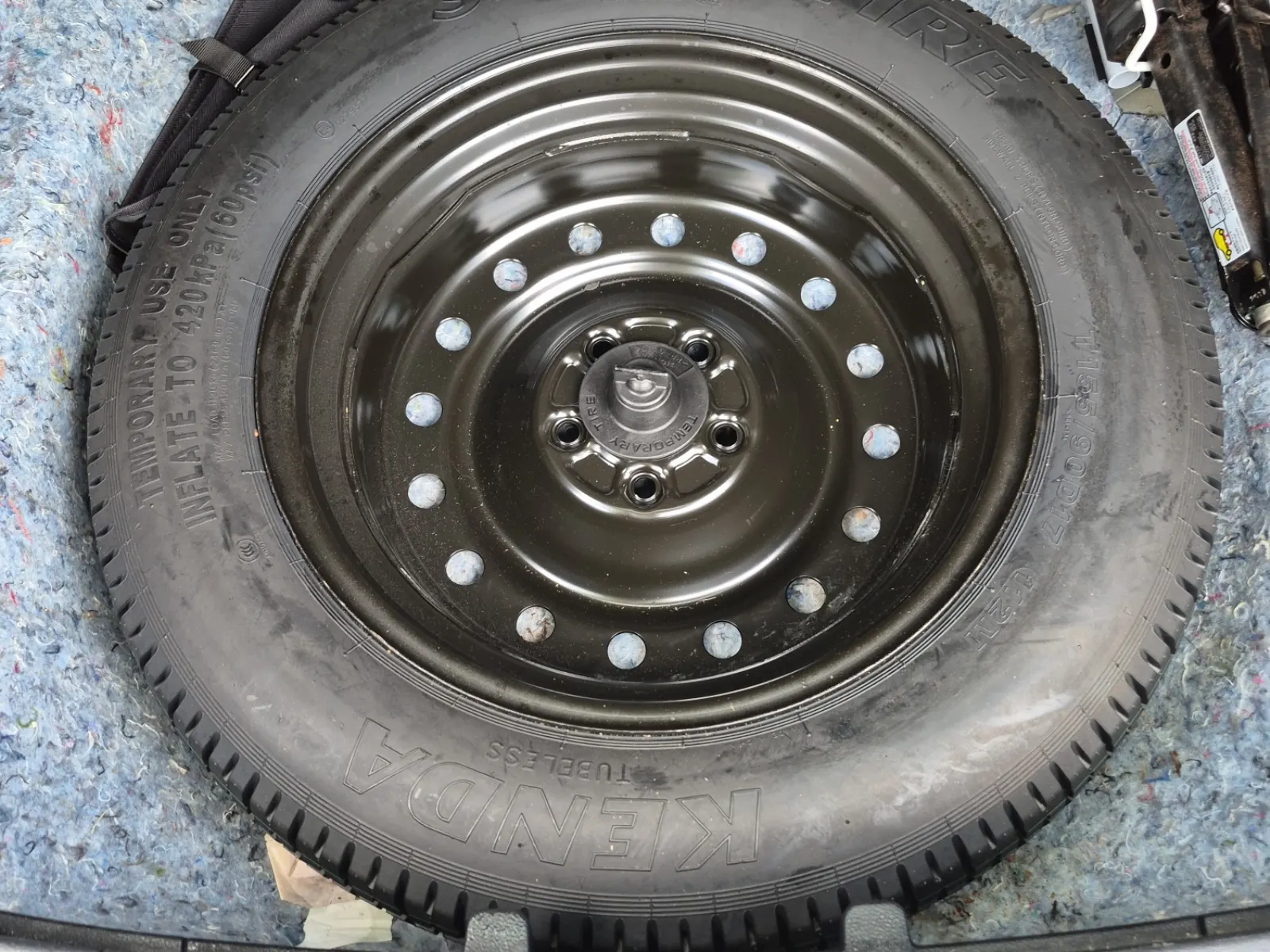 Spare Tire & Wheel Photo