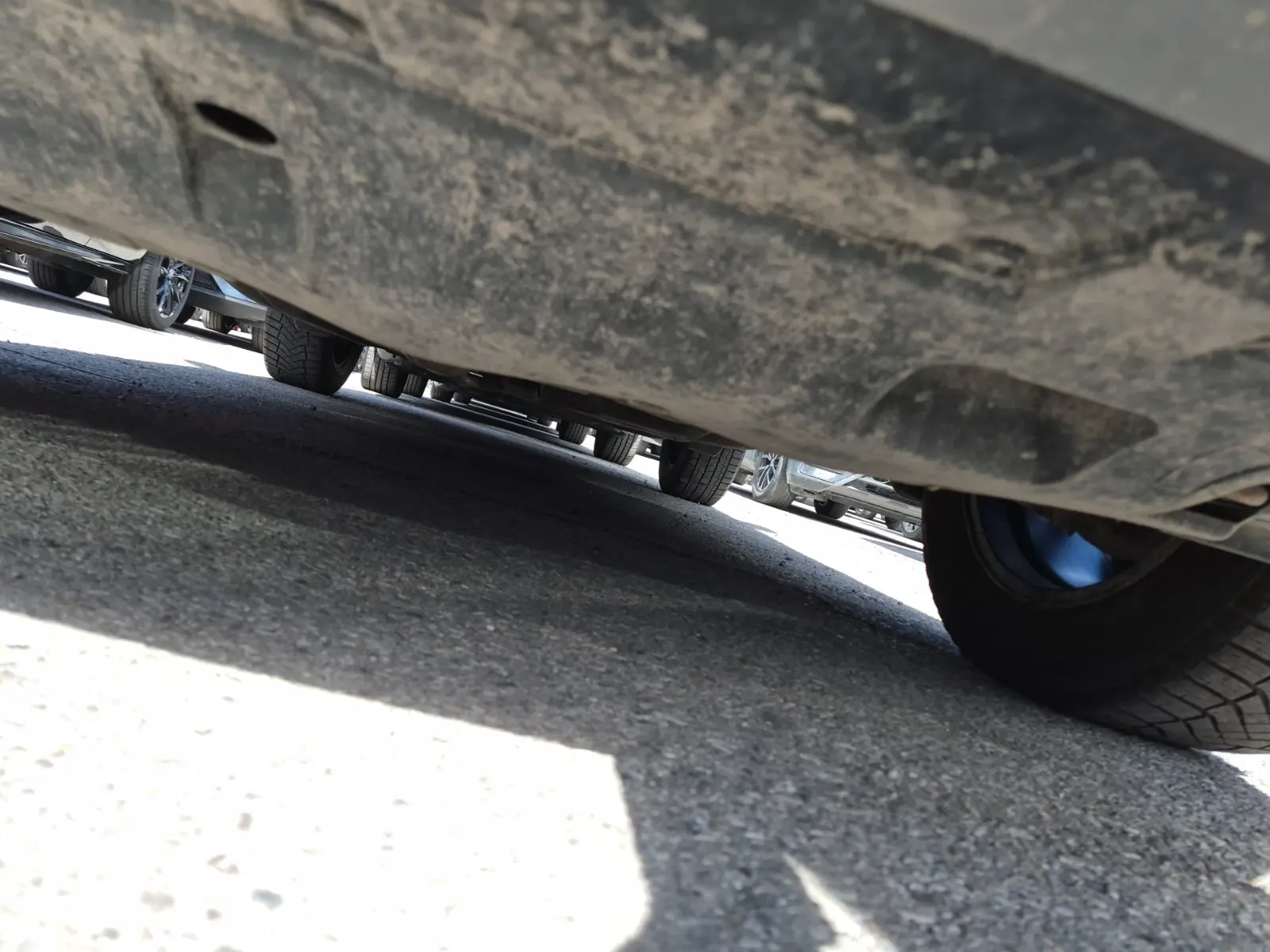 Undercarriage - Front Photo