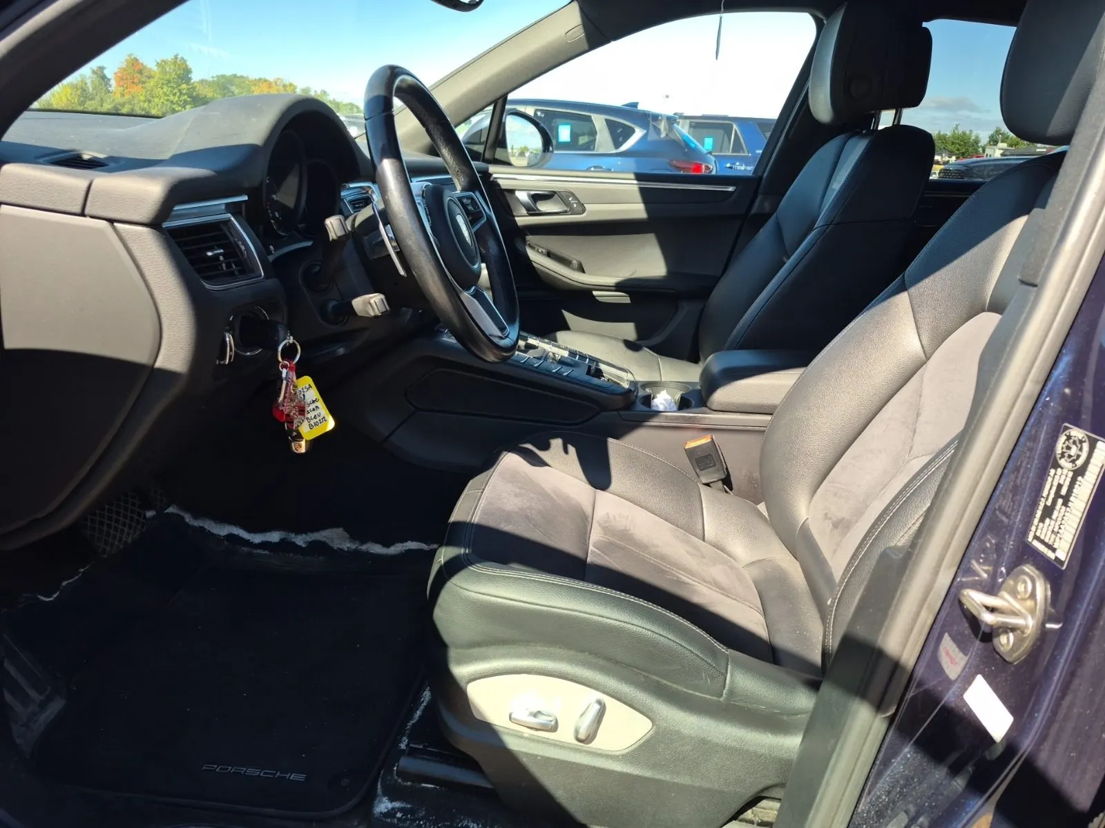 Front Interior Photo